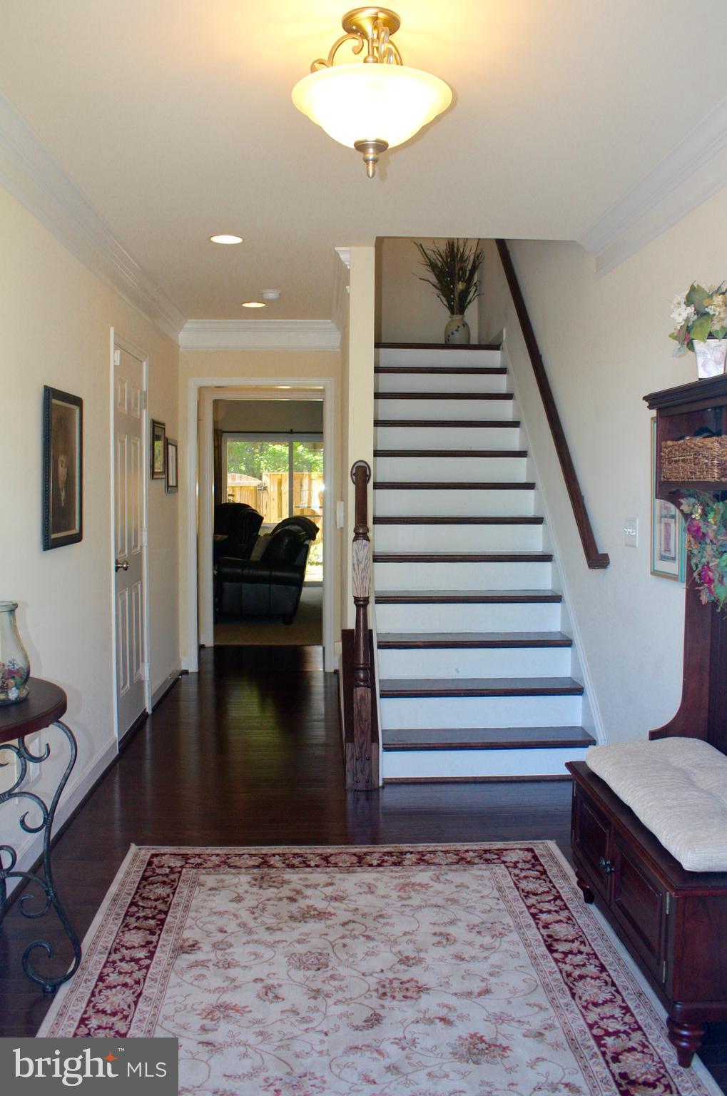 POTTERS GLEN - Residential Lease