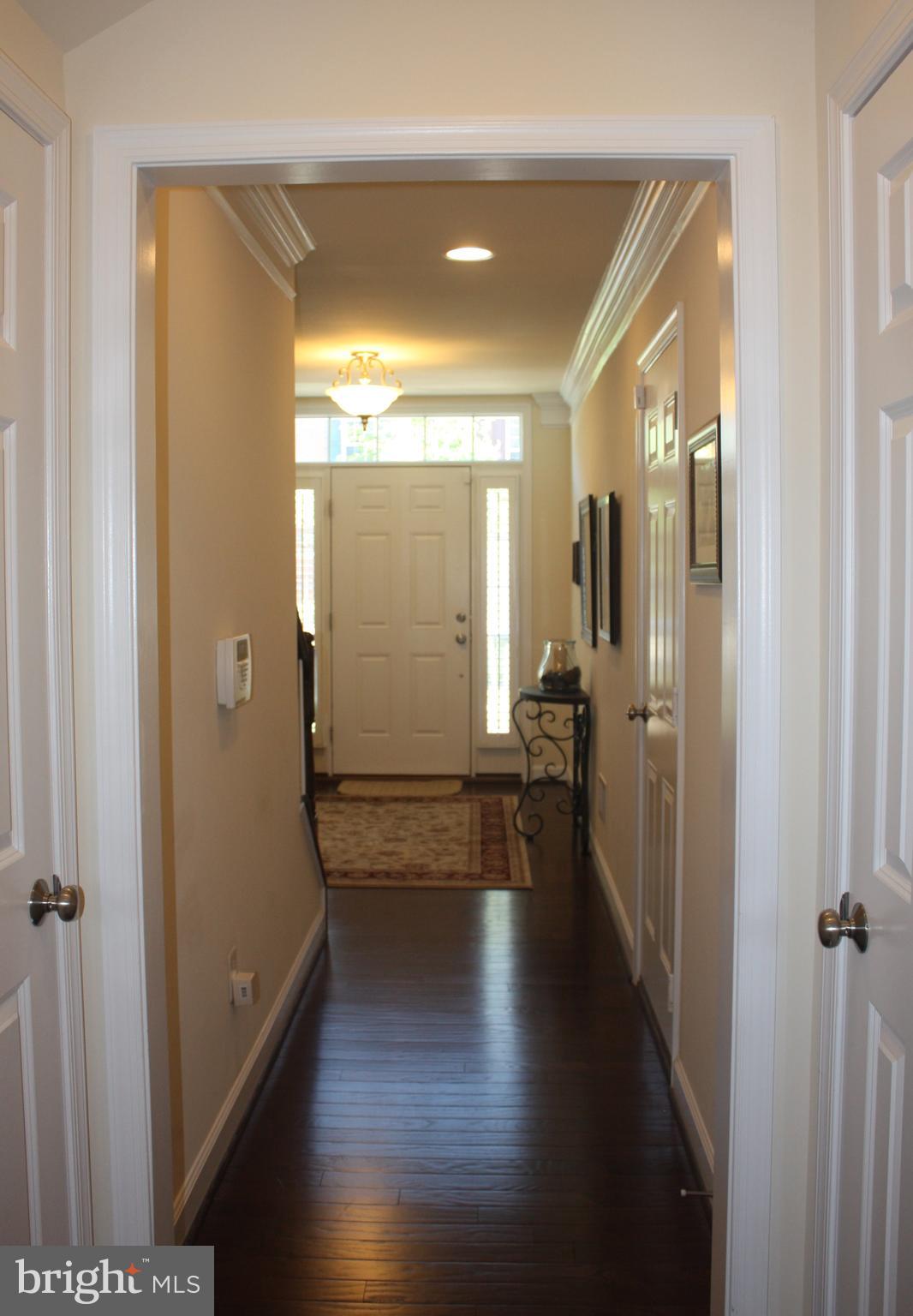 POTTERS GLEN - Residential Lease