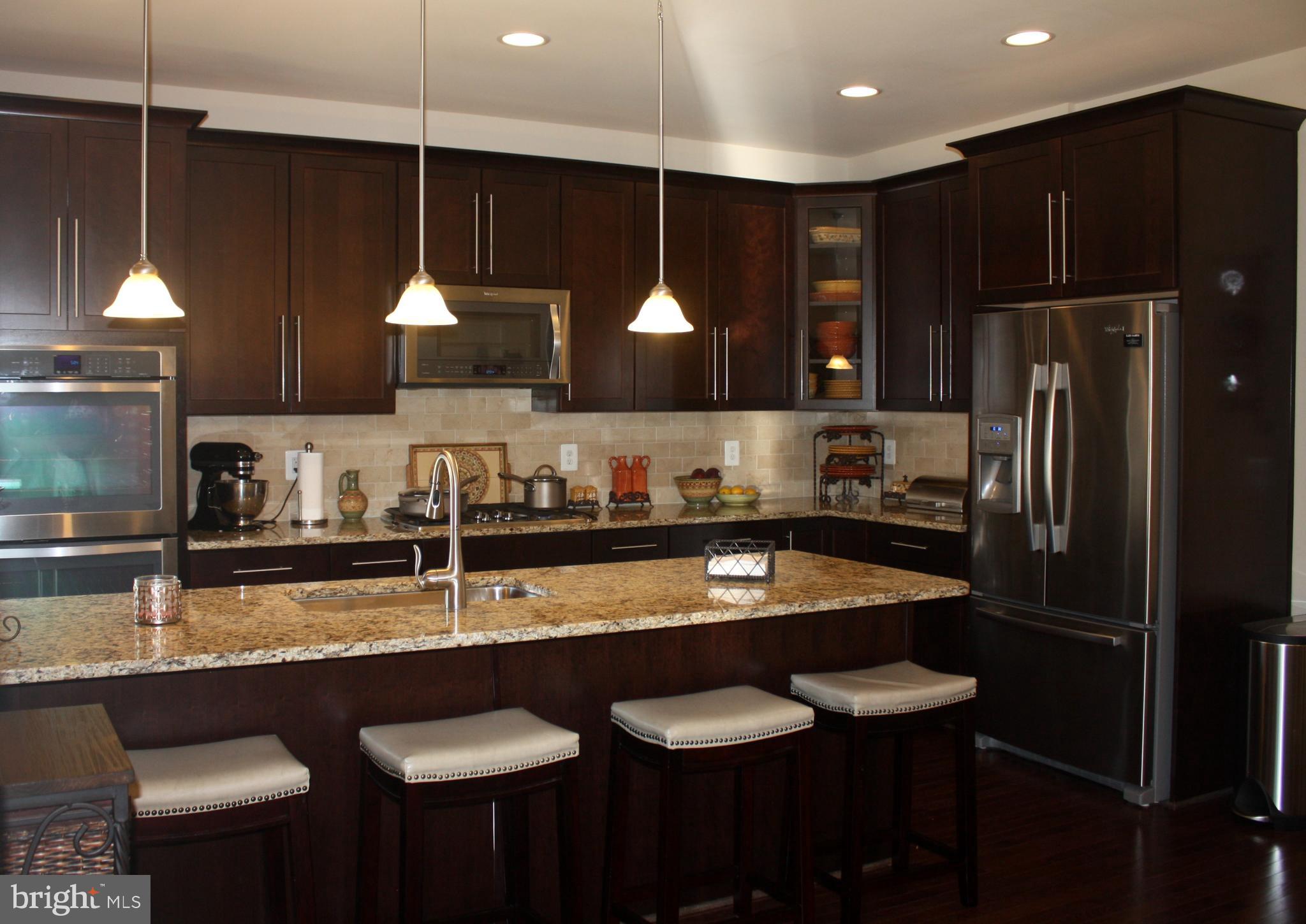 POTTERS GLEN - Residential Lease