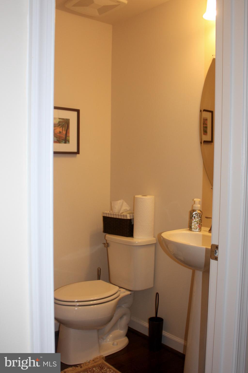 POTTERS GLEN - Residential Lease