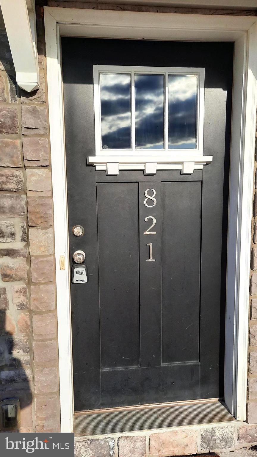 ADMIRALS QUAY - Residential Lease