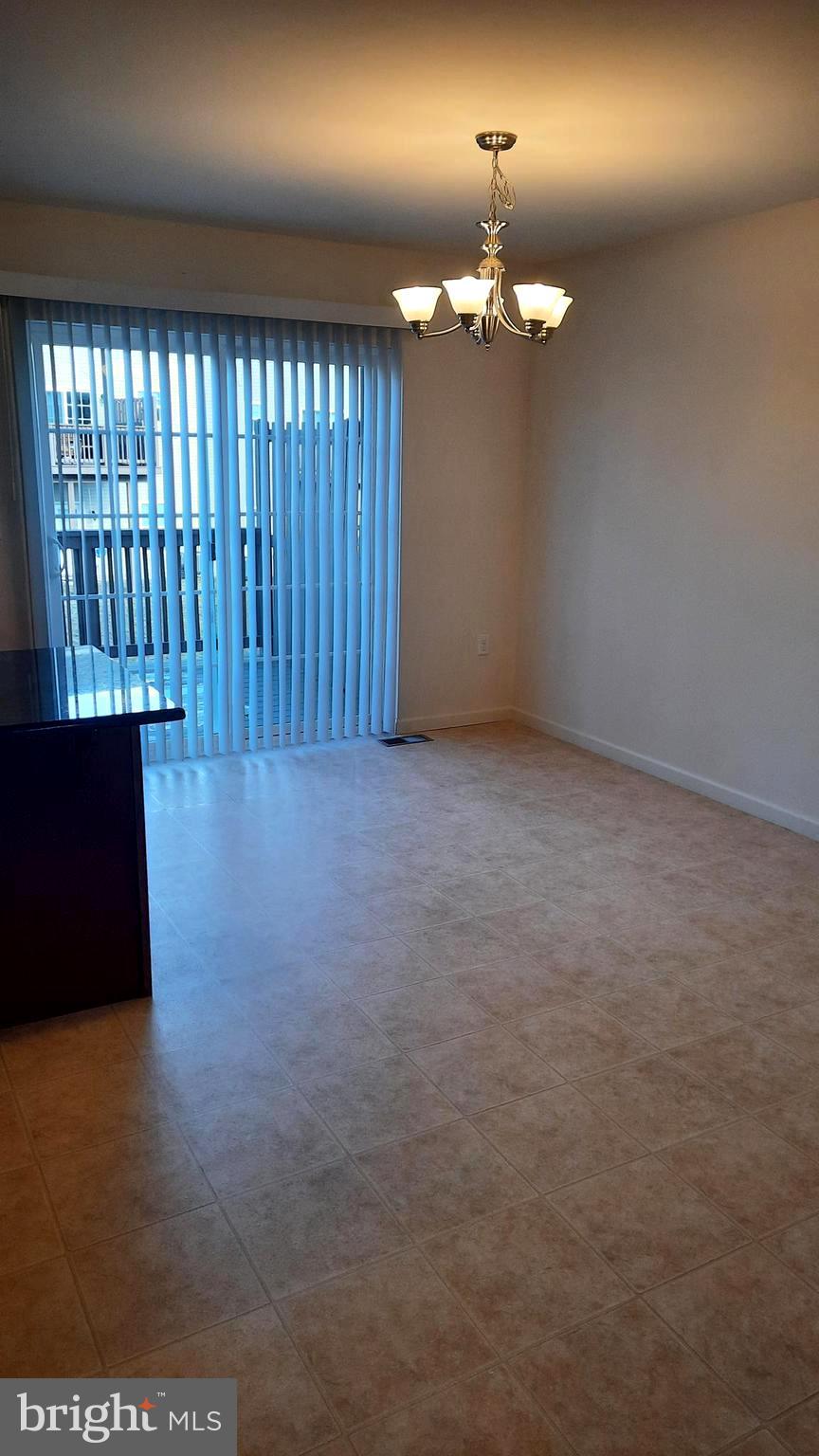 ADMIRALS QUAY - Residential Lease