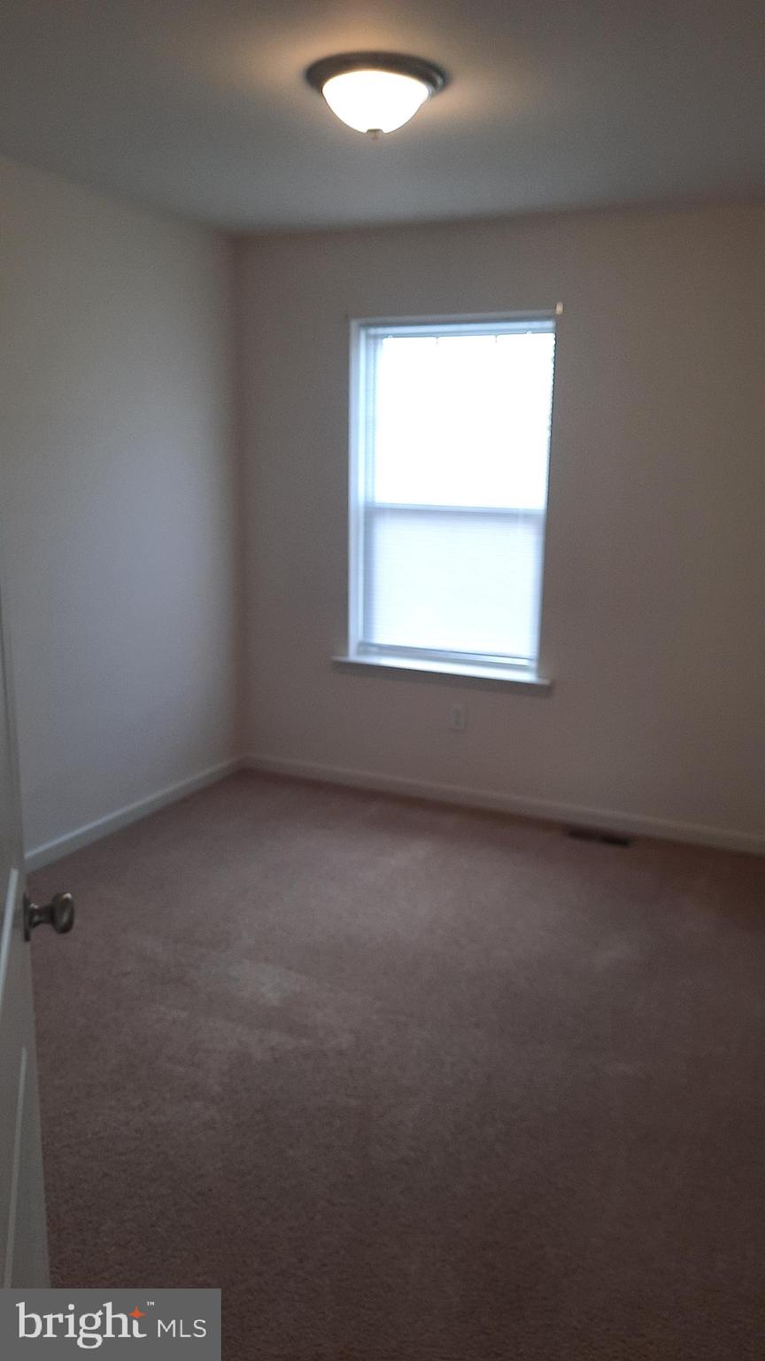 ADMIRALS QUAY - Residential Lease