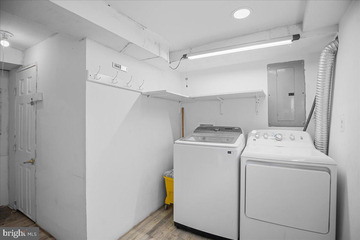 FOREST HEIGHTS - Residential Lease