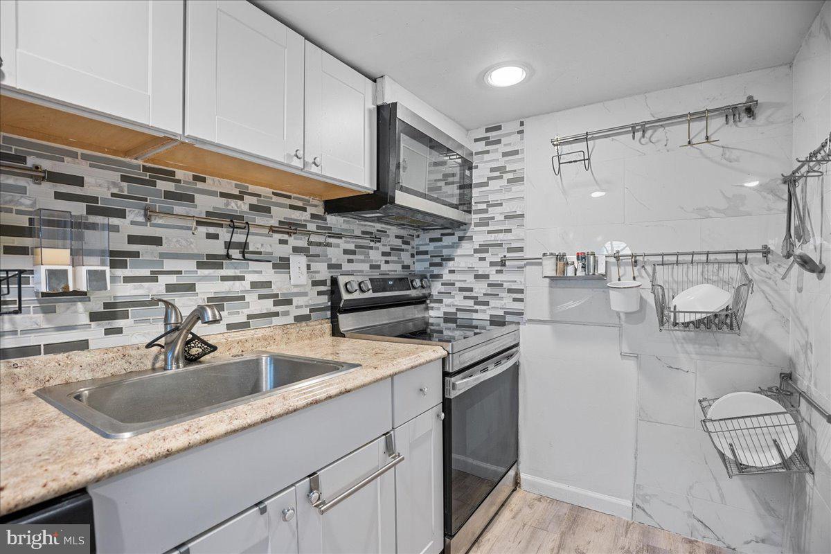 FOREST HEIGHTS - Residential Lease