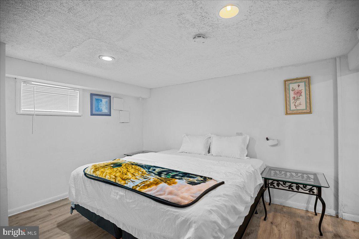 FOREST HEIGHTS - Residential Lease