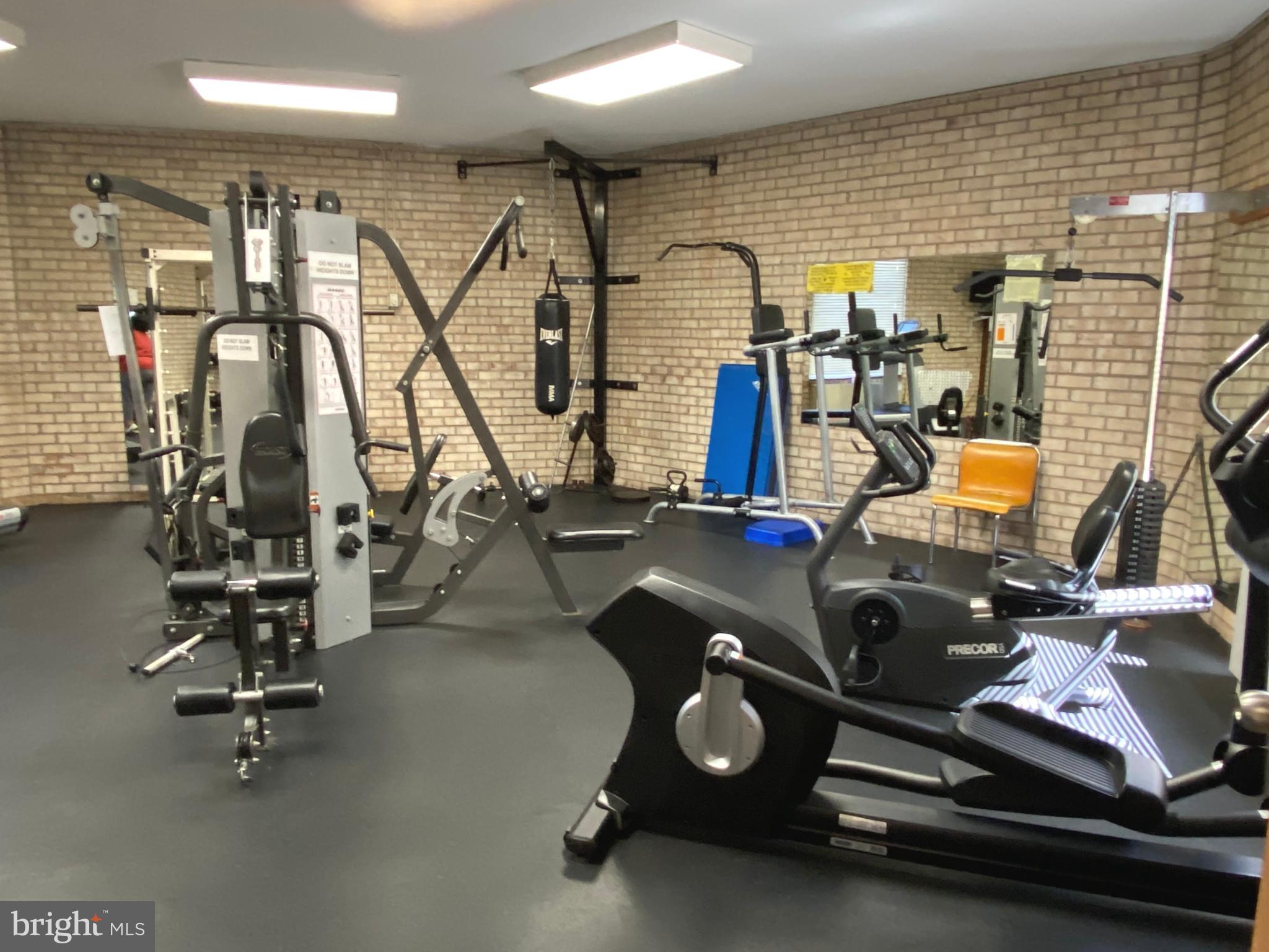 HUNTING RIDGE CONDOMINIUM - Residential