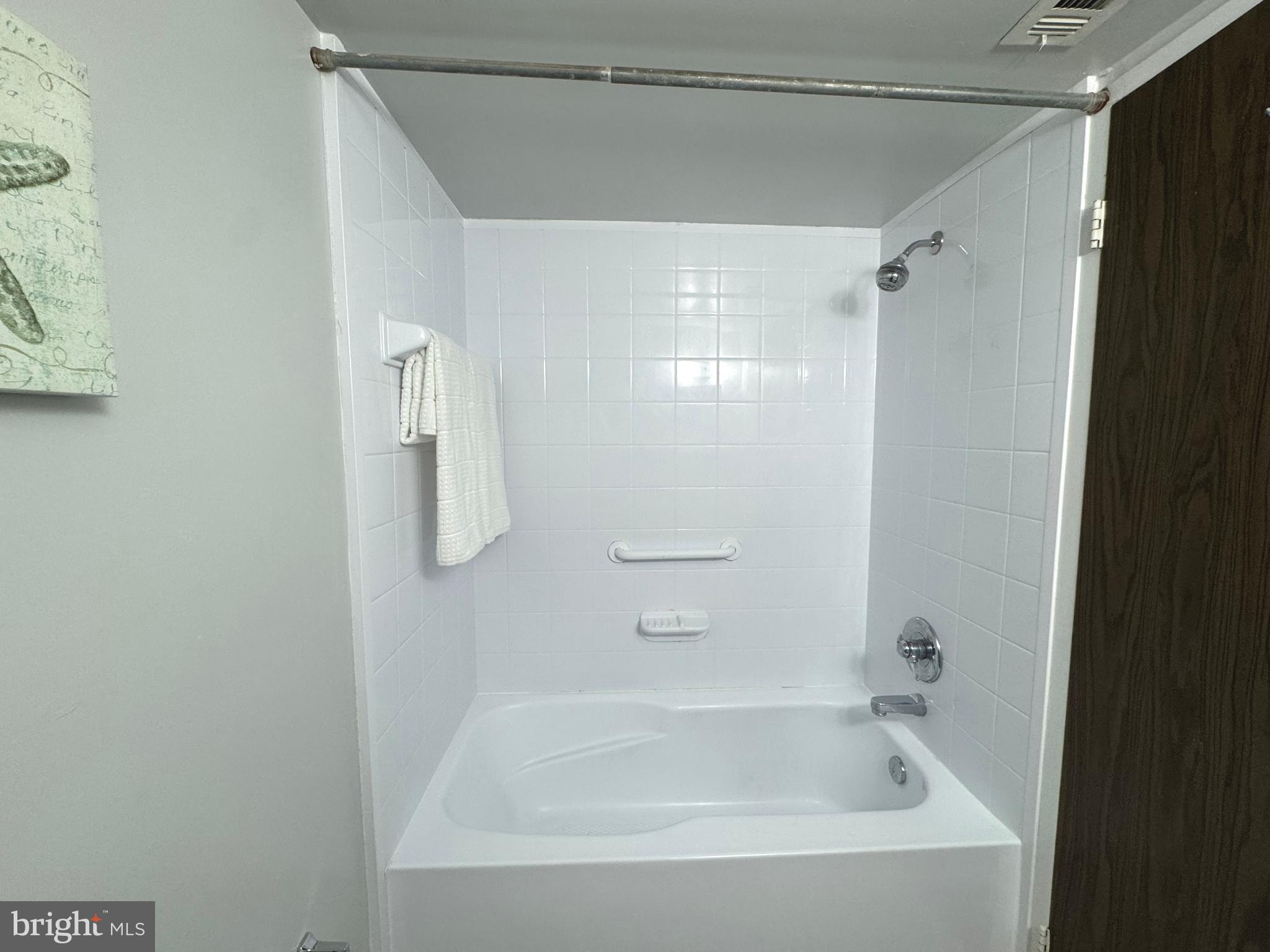 HUNTING RIDGE CONDOMINIUM - Residential