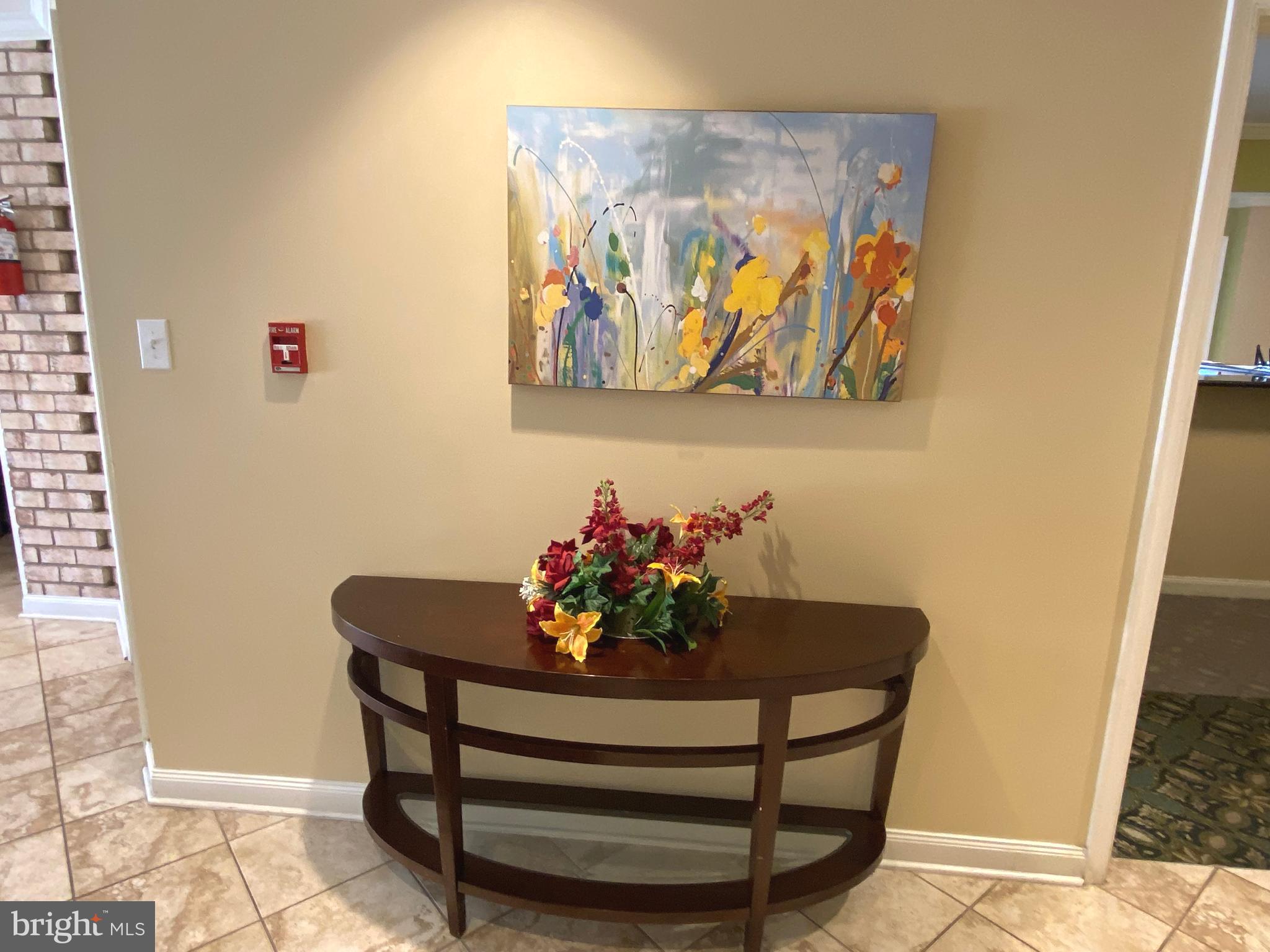 HUNTING RIDGE CONDOMINIUM - Residential