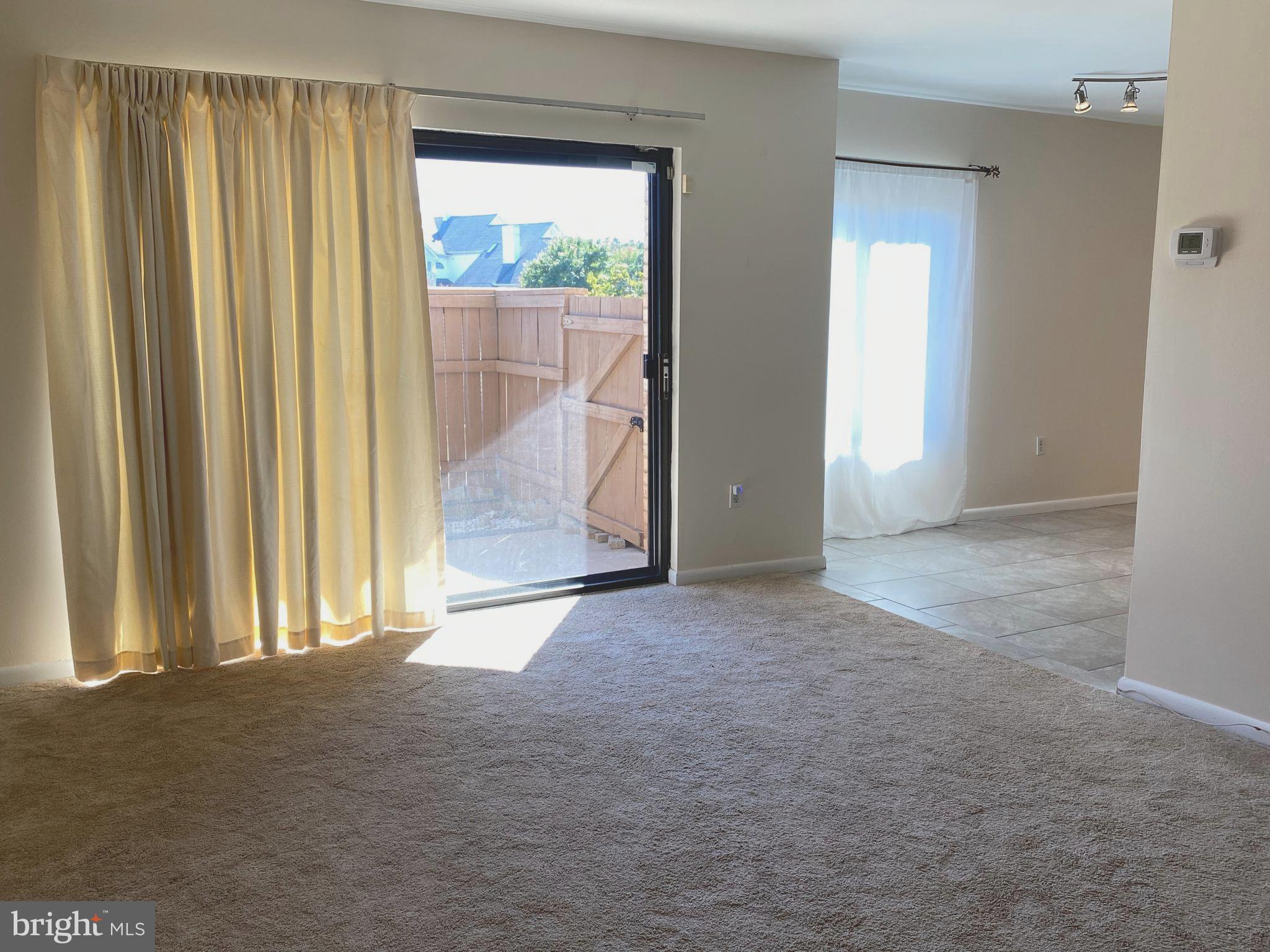 HUNTING RIDGE CONDOMINIUM - Residential