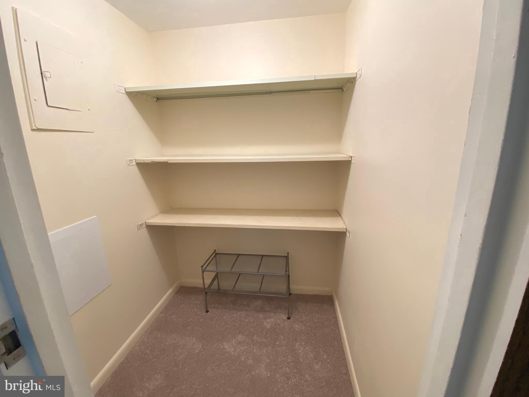 HUNTING RIDGE CONDOMINIUM - Residential