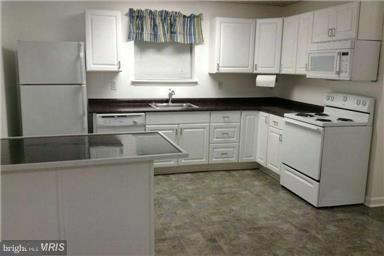 LODGE FOREST - Residential Lease