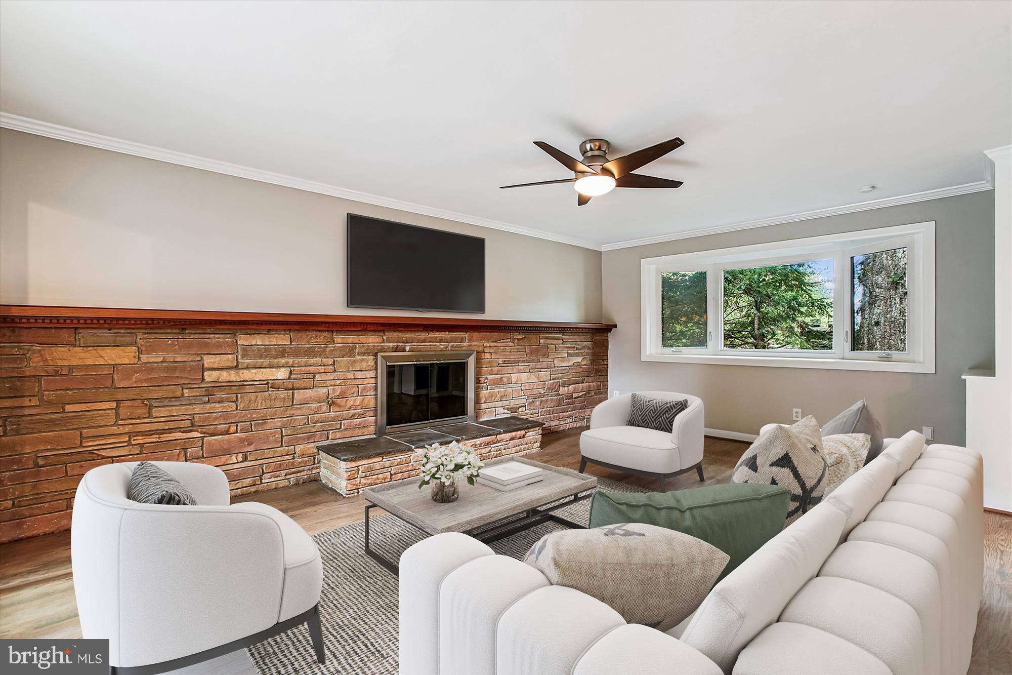 ARLINGTON RIDGE - Residential