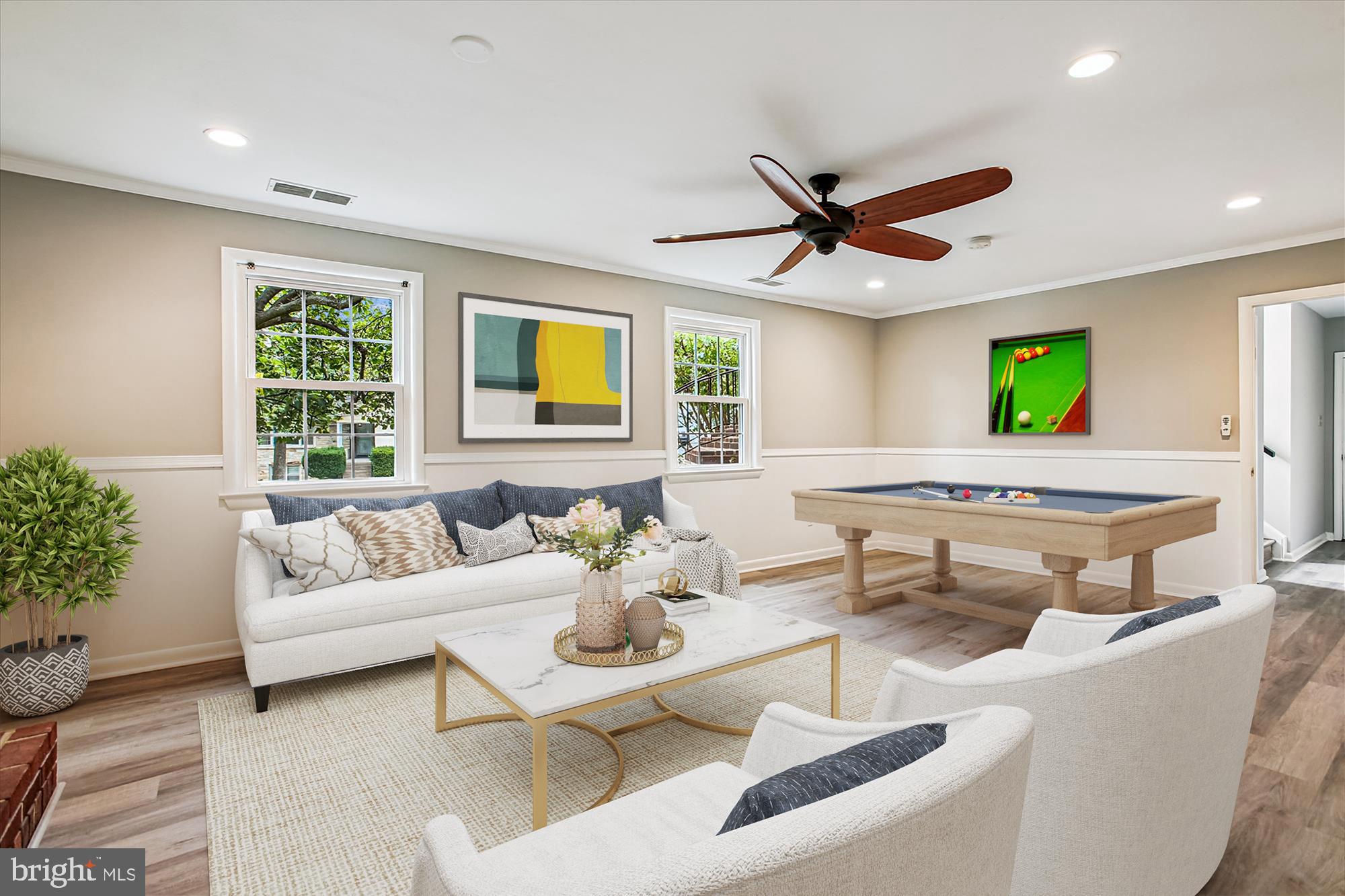 ARLINGTON RIDGE - Residential