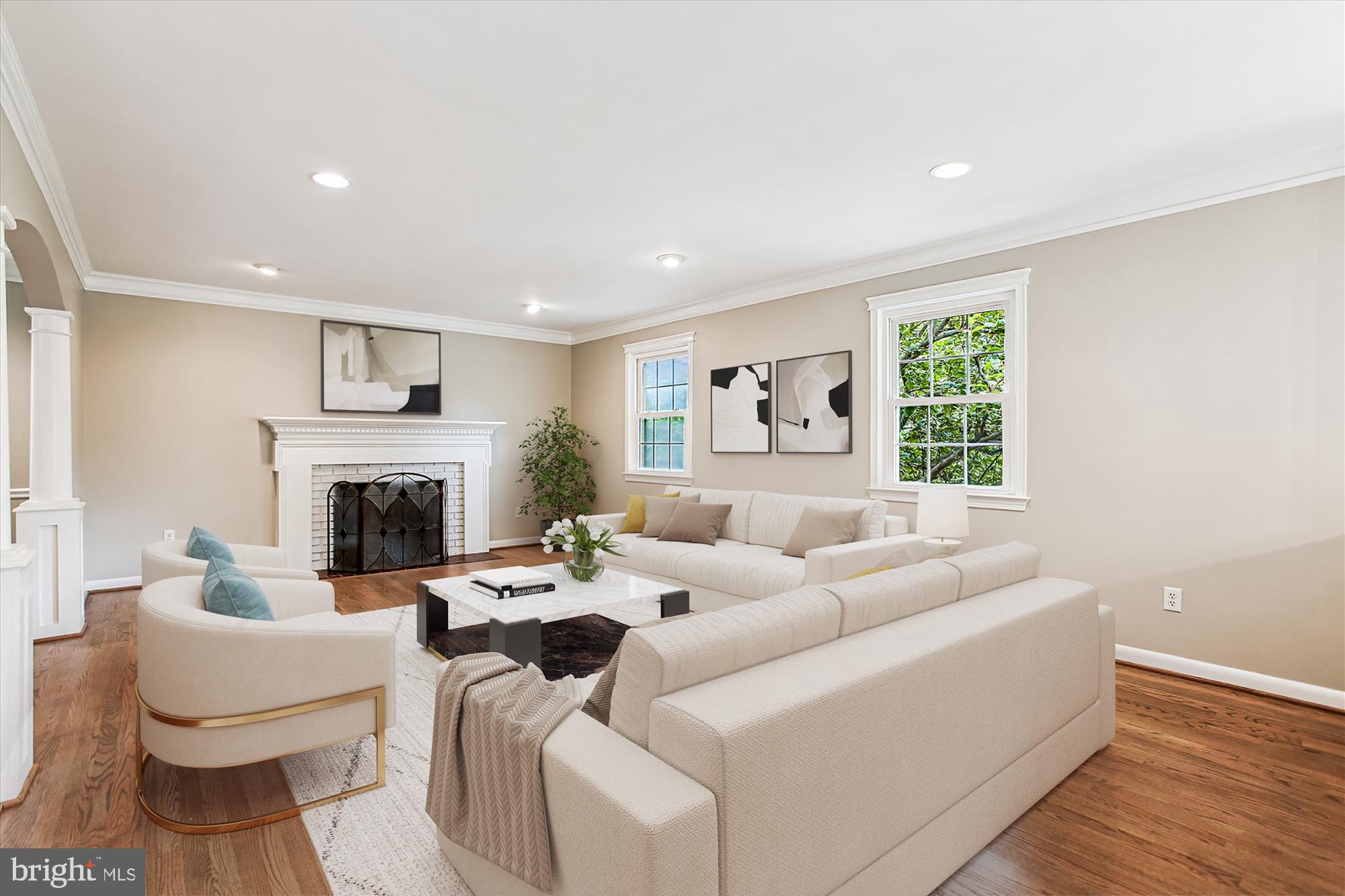 ARLINGTON RIDGE - Residential