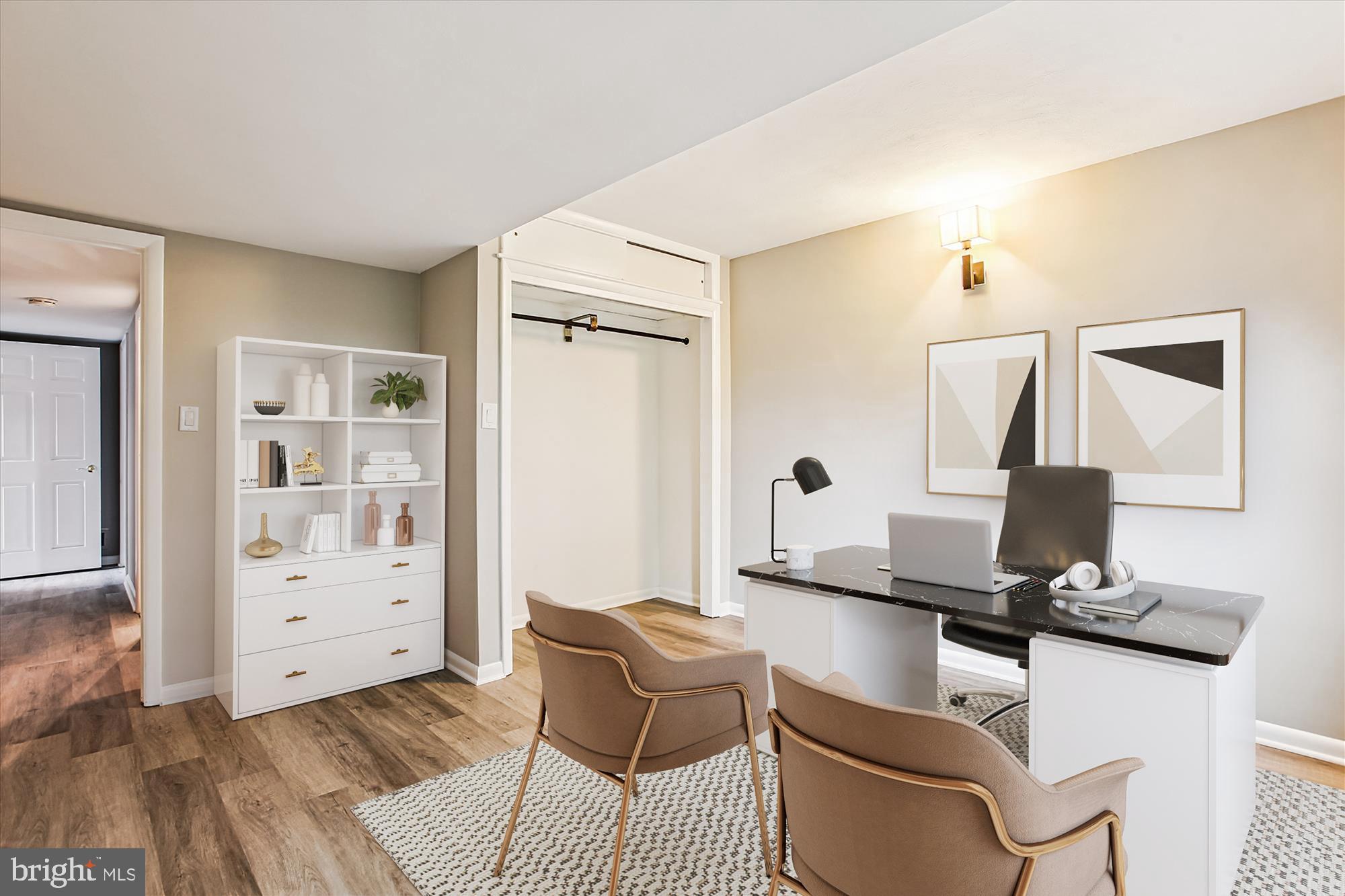 ARLINGTON RIDGE - Residential