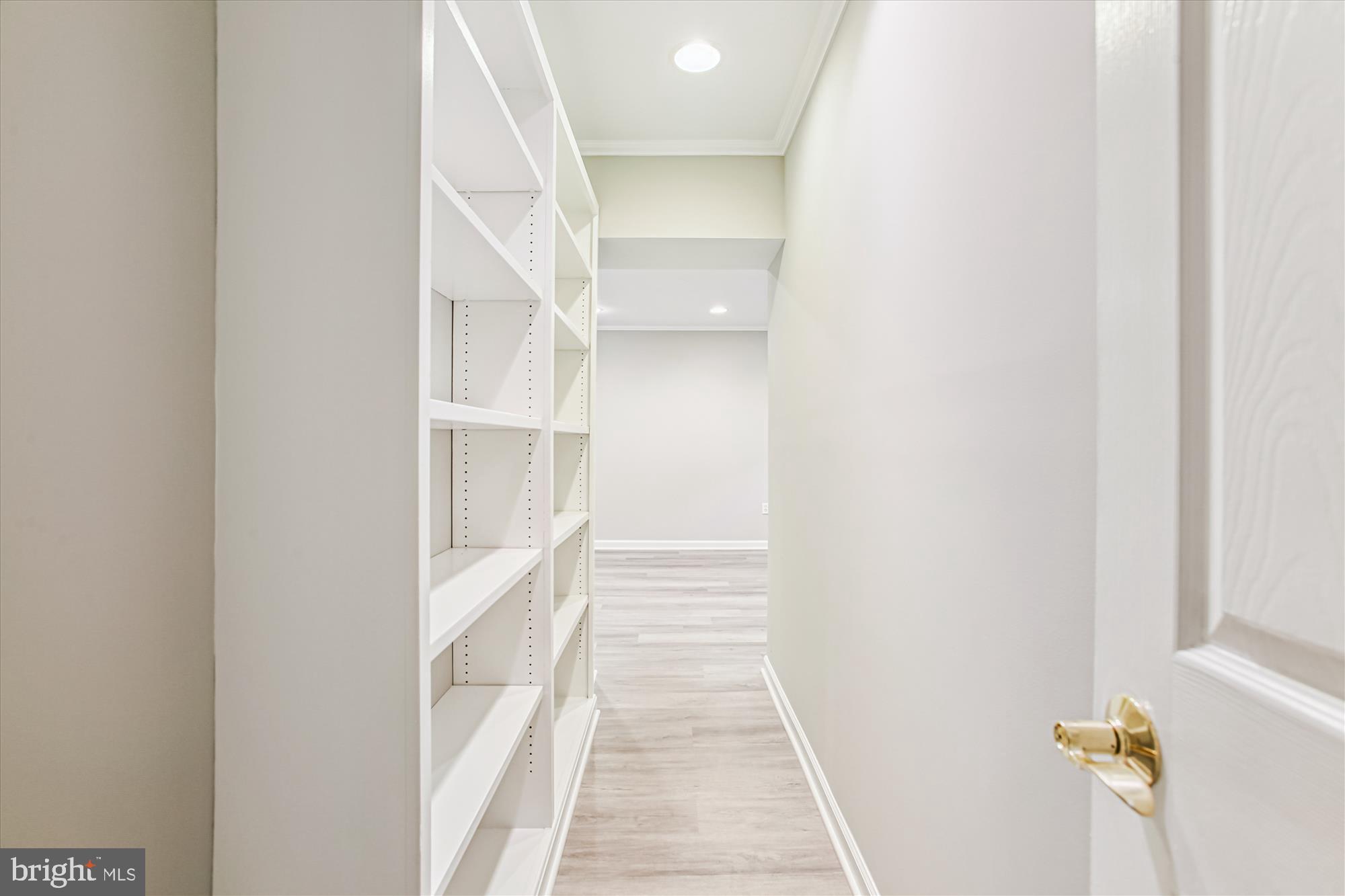 ARLINGTON RIDGE - Residential