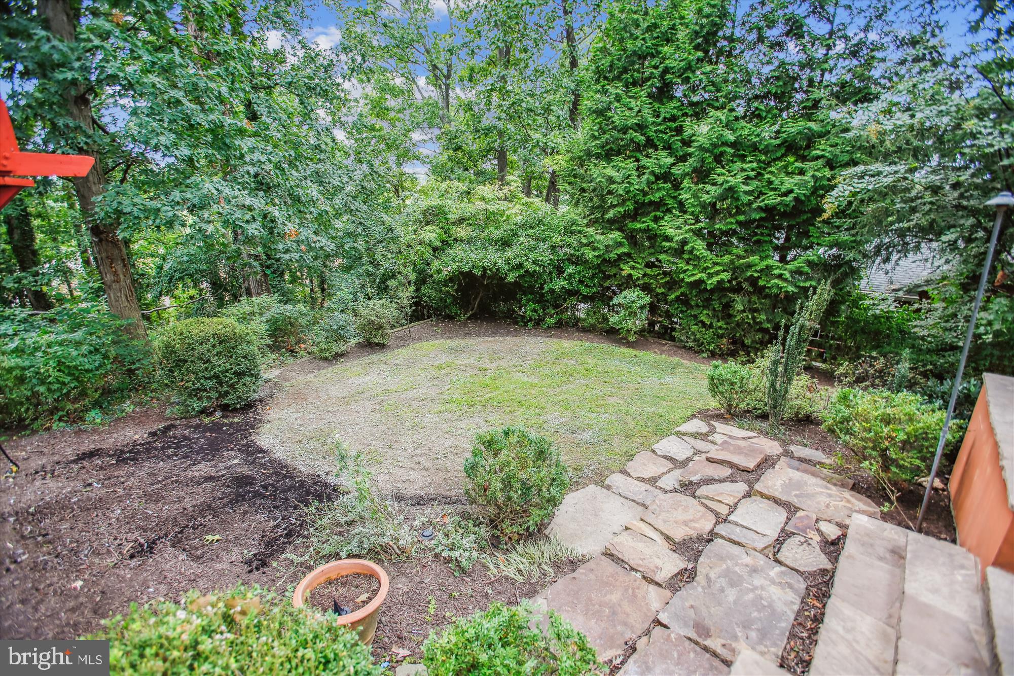 ARLINGTON RIDGE - Residential