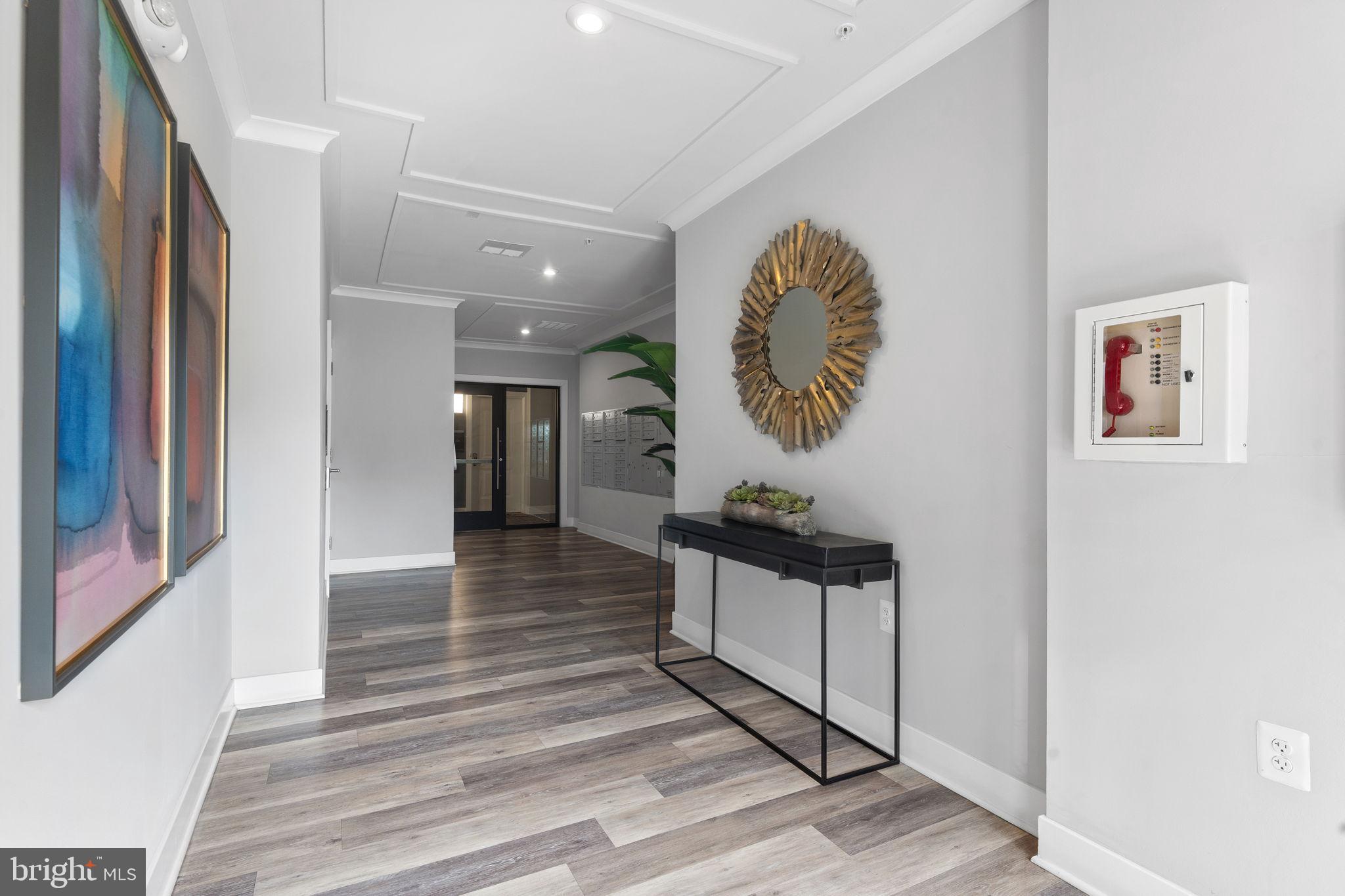 TALL OAKS - Residential