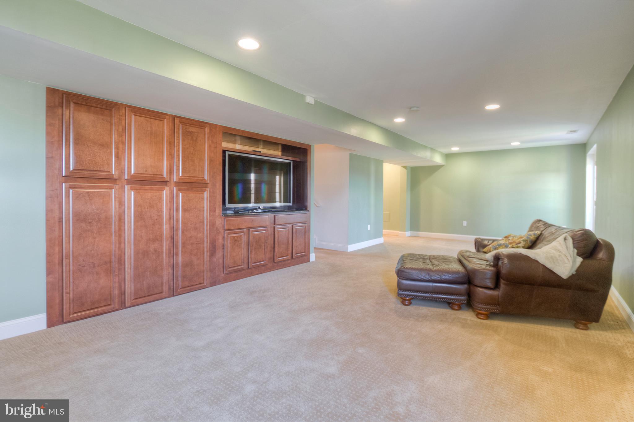 WIDEWATER VILLAGE - Residential