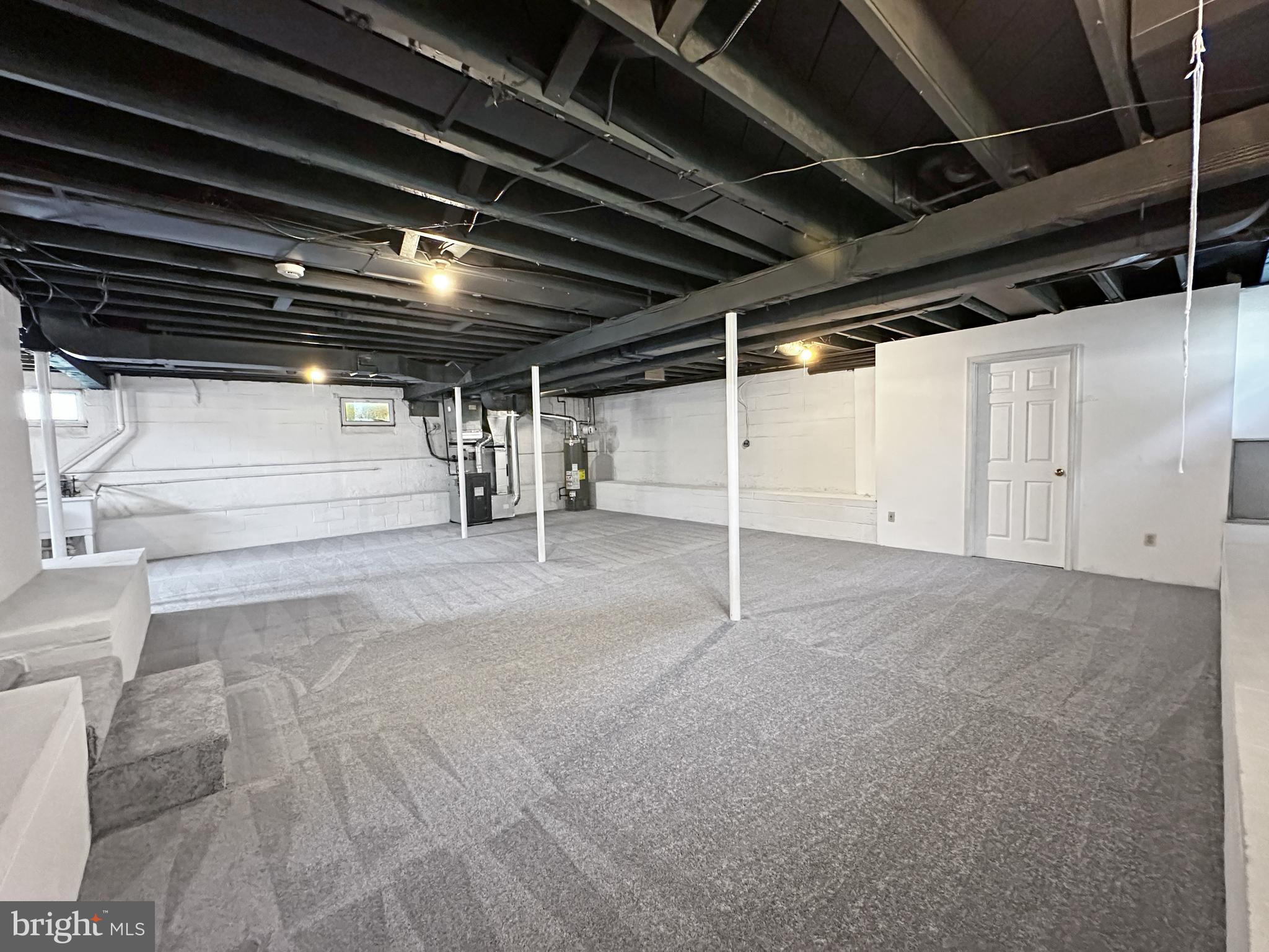 ROLAND TERRACE - Residential