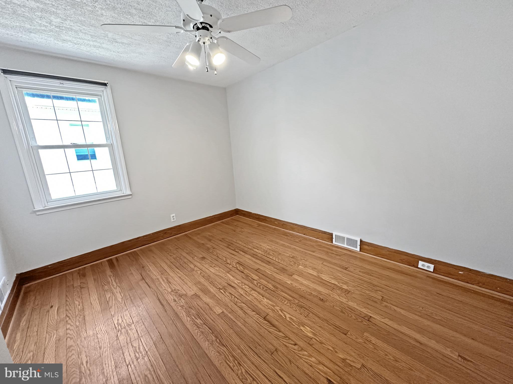 ROLAND TERRACE - Residential