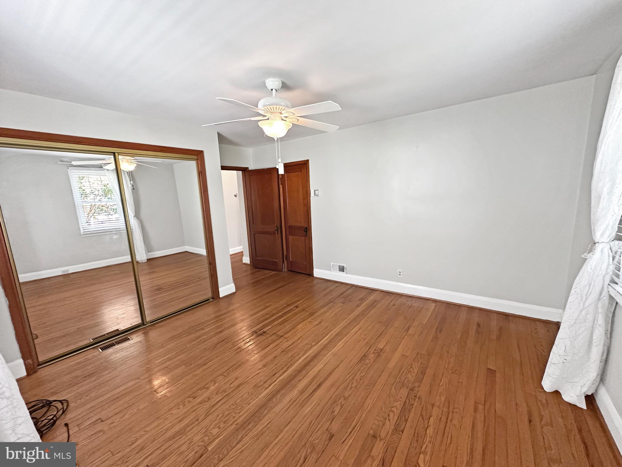 ROLAND TERRACE - Residential