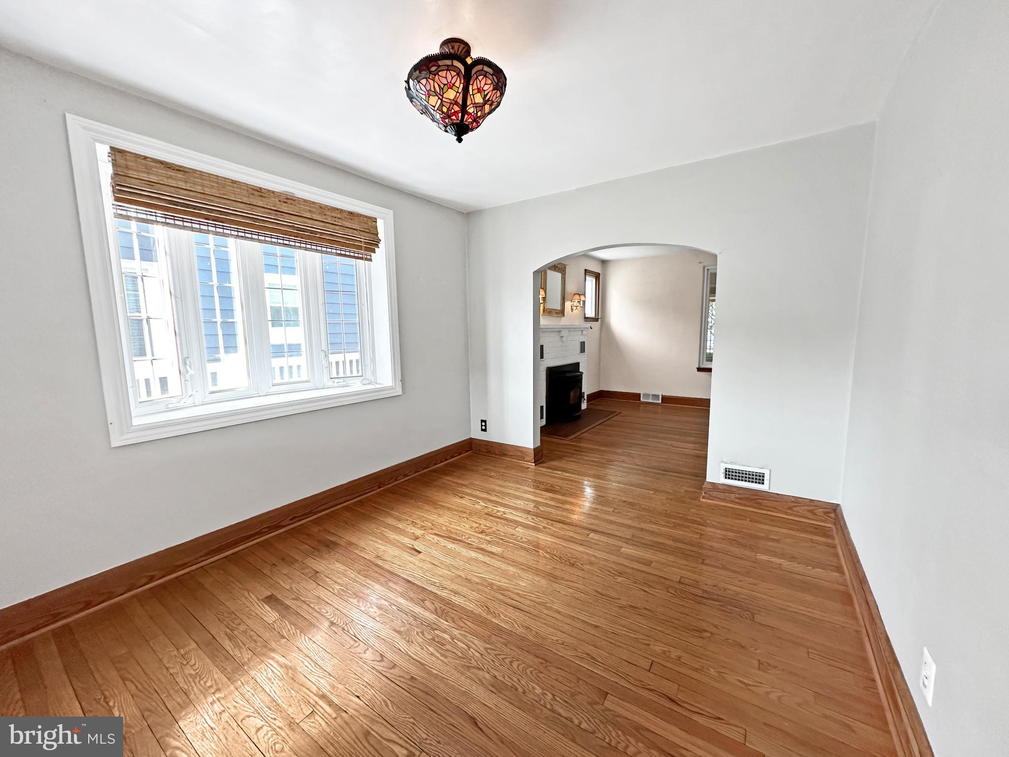 ROLAND TERRACE - Residential