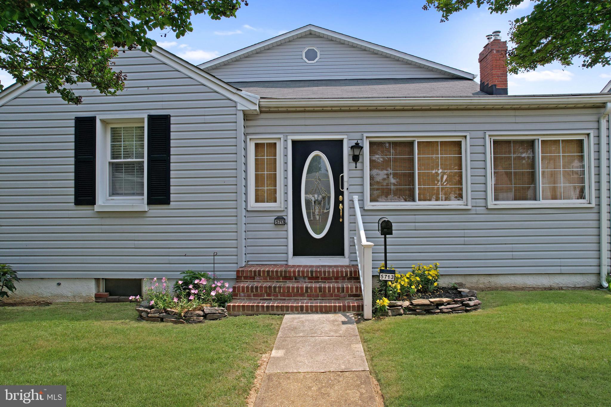 ROLAND TERRACE - Residential