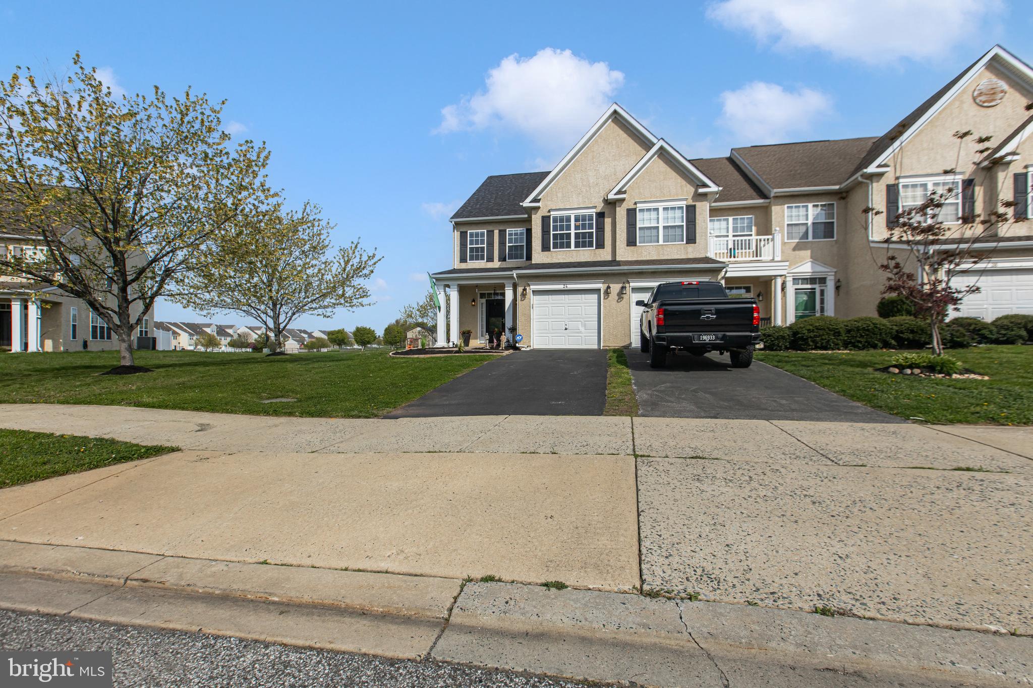 24 SPRINGFIELD CIRCLE