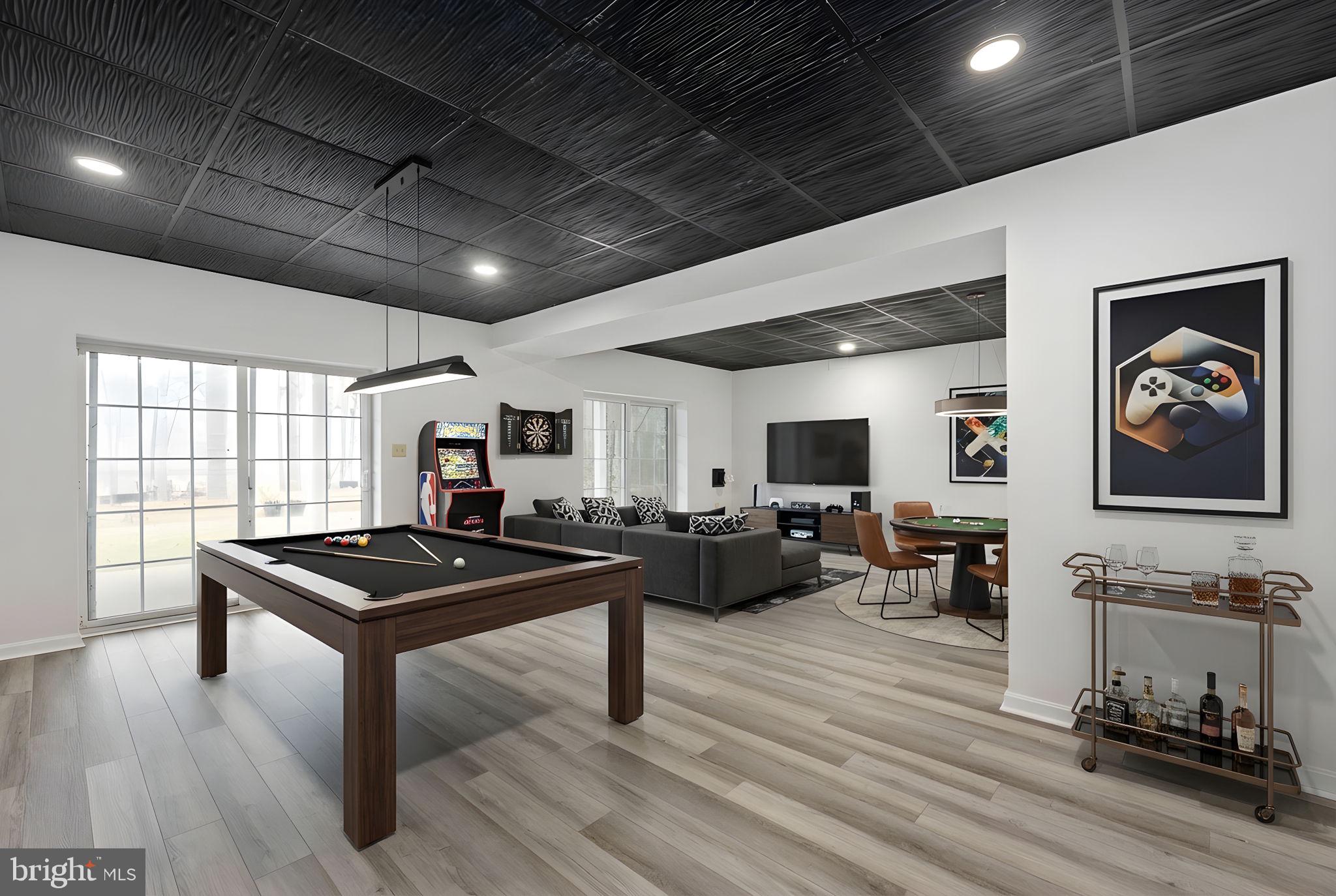 LAKE CAROLINE - Residential