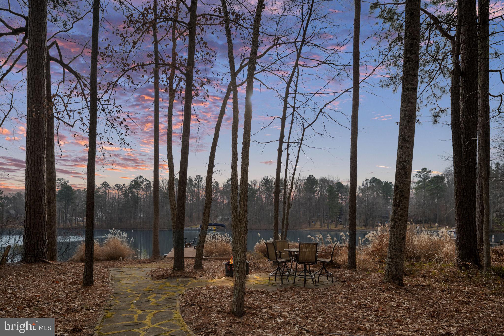 476 LAKE CAROLINE DRIVE