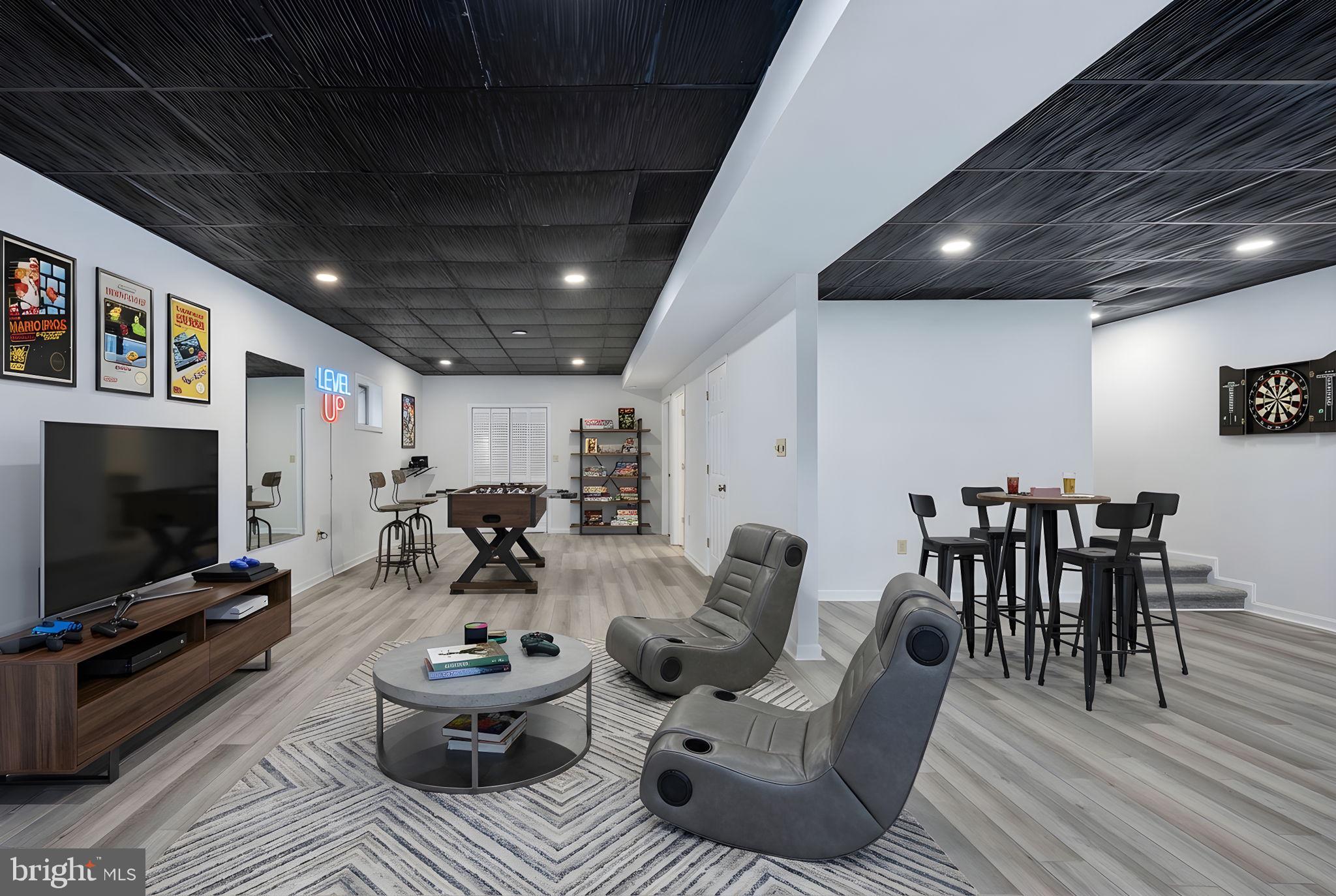 LAKE CAROLINE - Residential