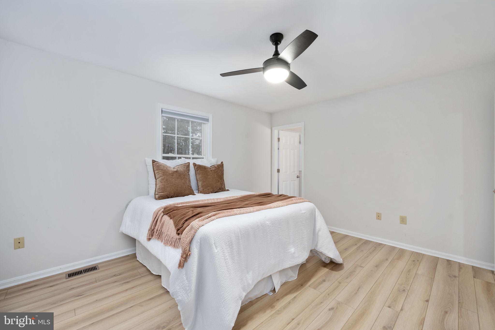 LAKE CAROLINE - Residential