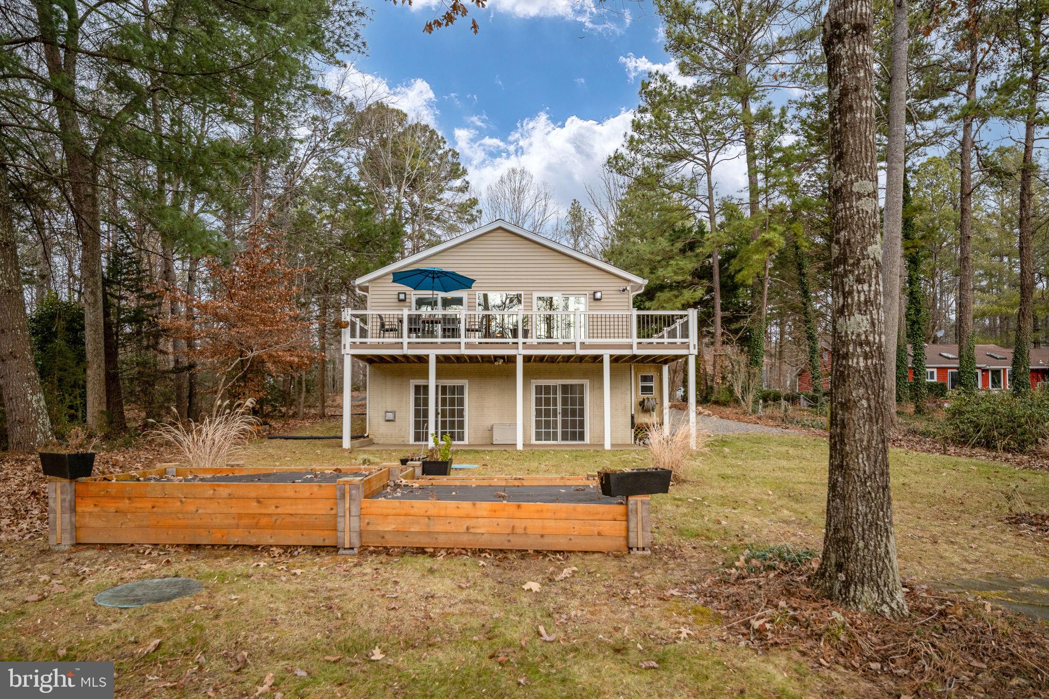 LAKE CAROLINE - Residential