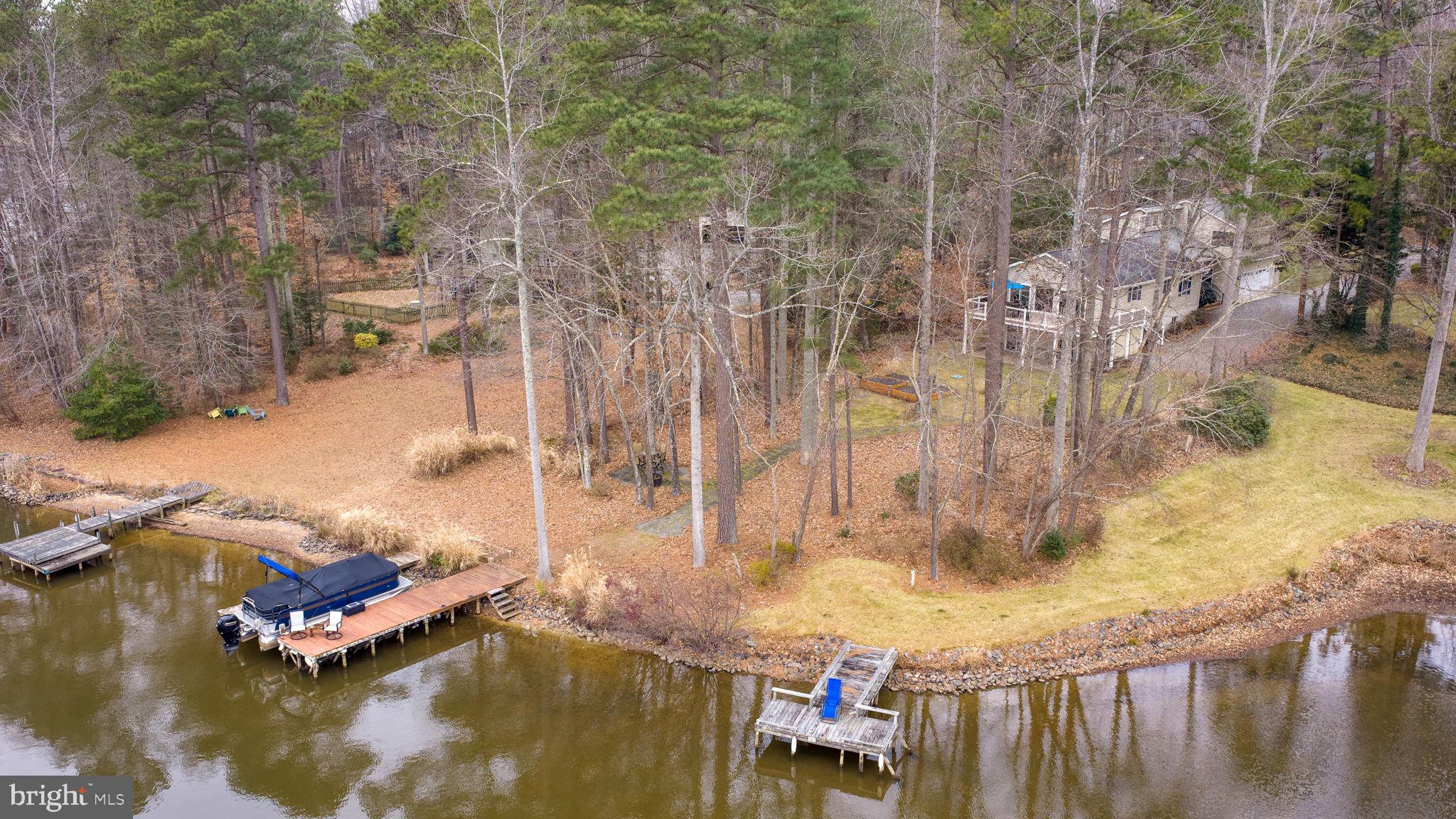 LAKE CAROLINE - Residential