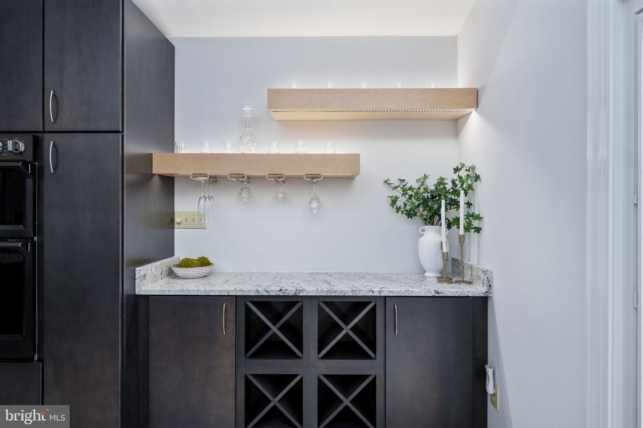 LAKE CAROLINE - Residential