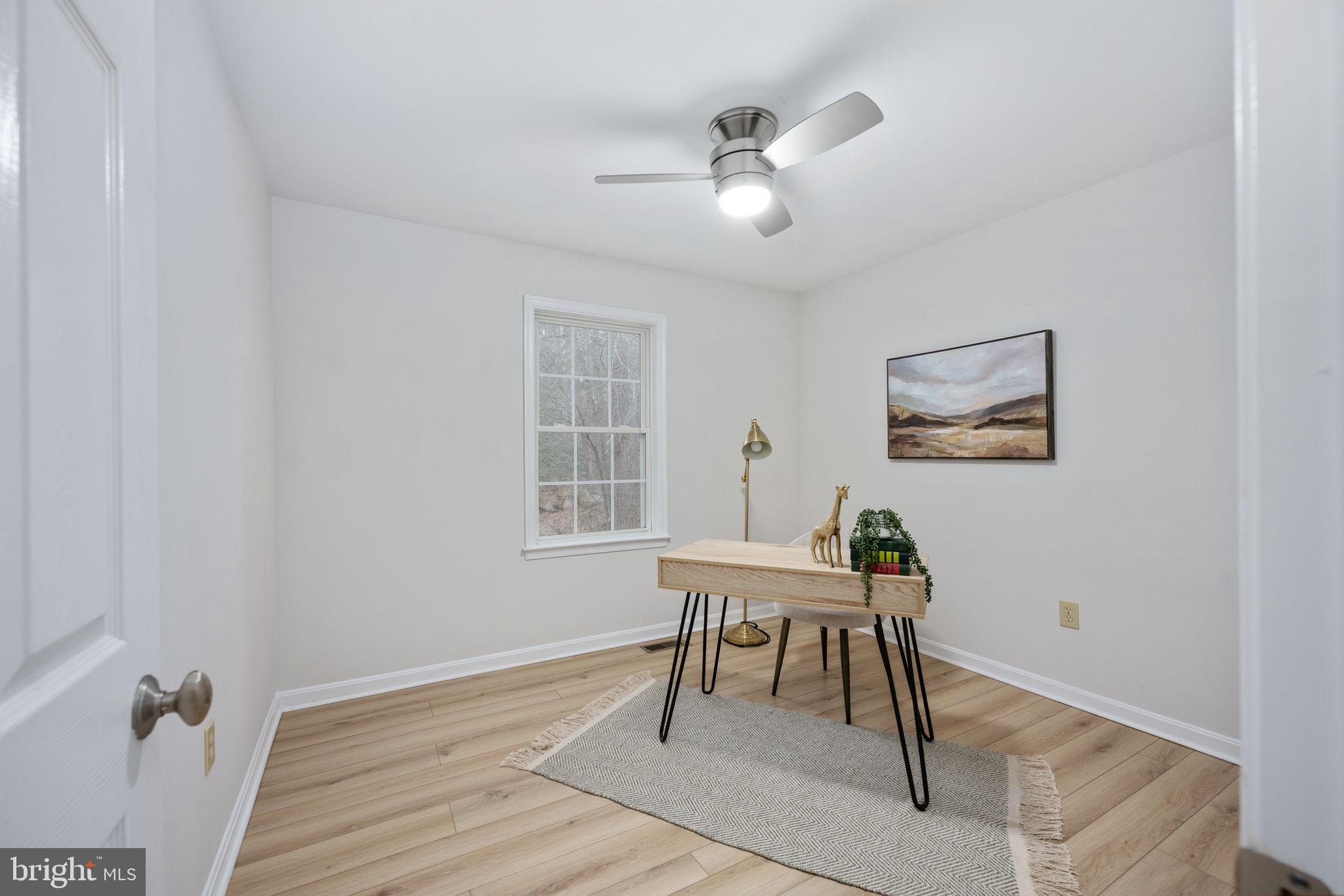 LAKE CAROLINE - Residential