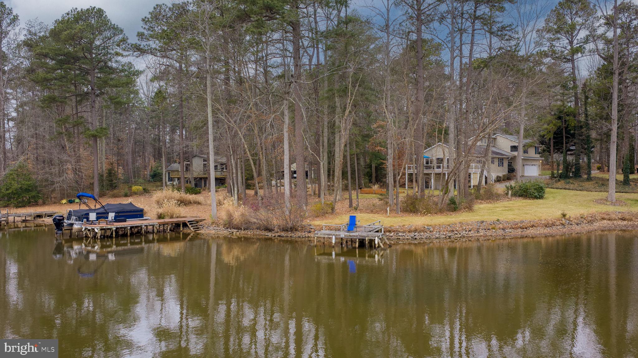 LAKE CAROLINE - Residential