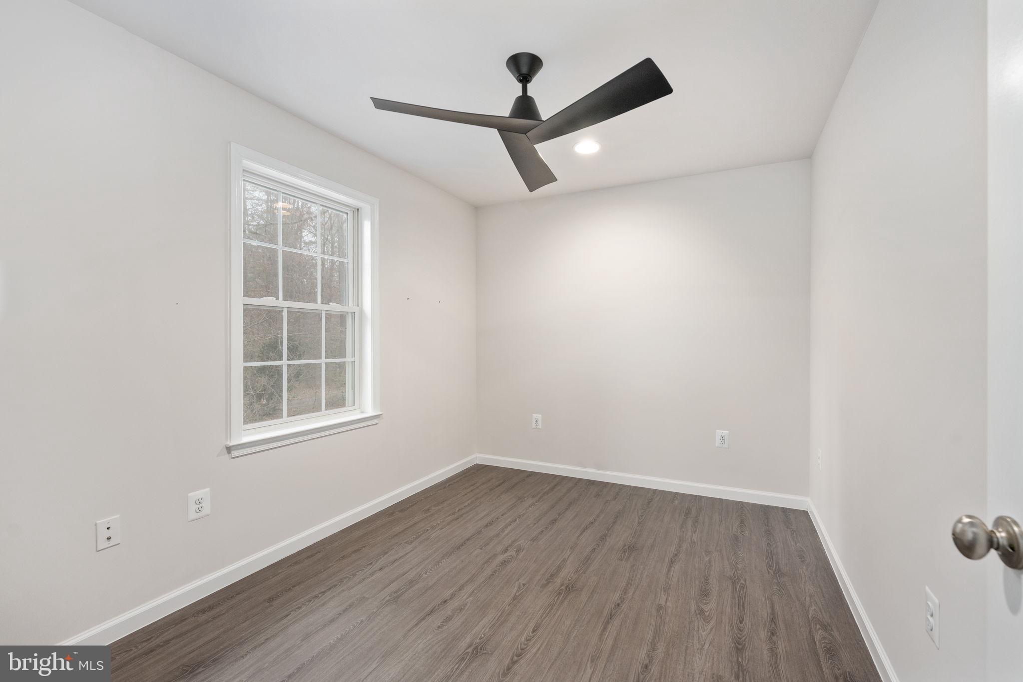 LAKE CAROLINE - Residential