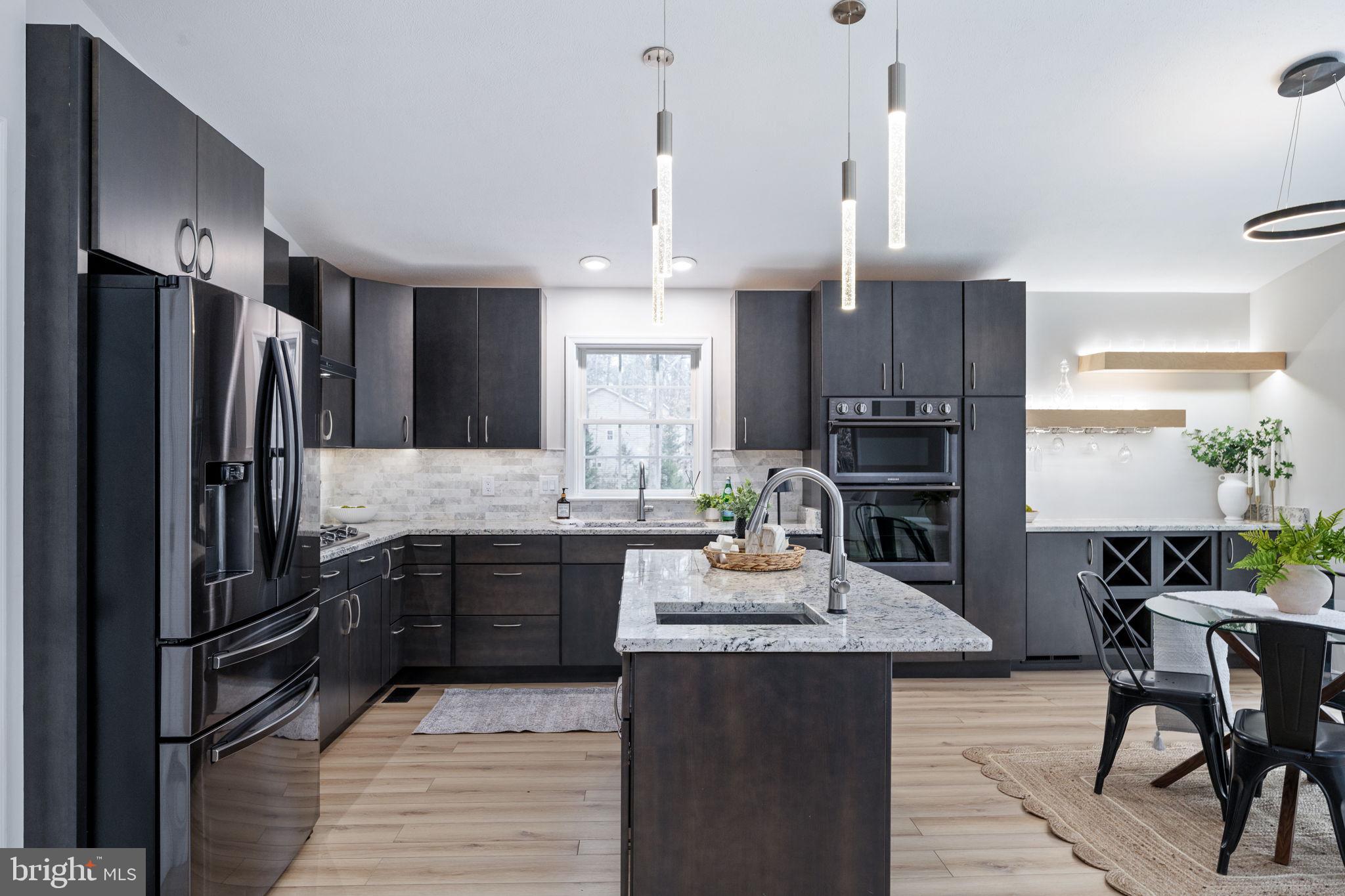 LAKE CAROLINE - Residential