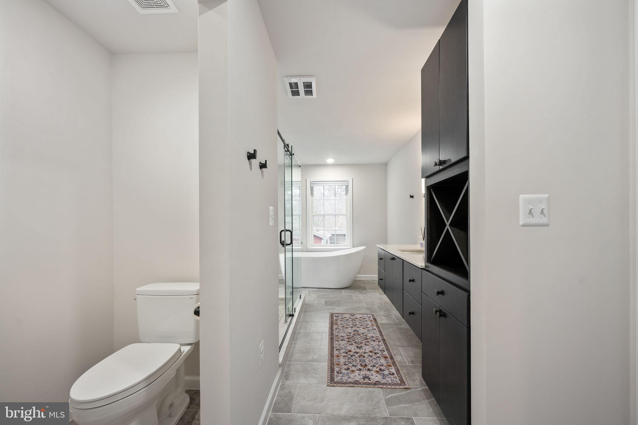 LAKE CAROLINE - Residential