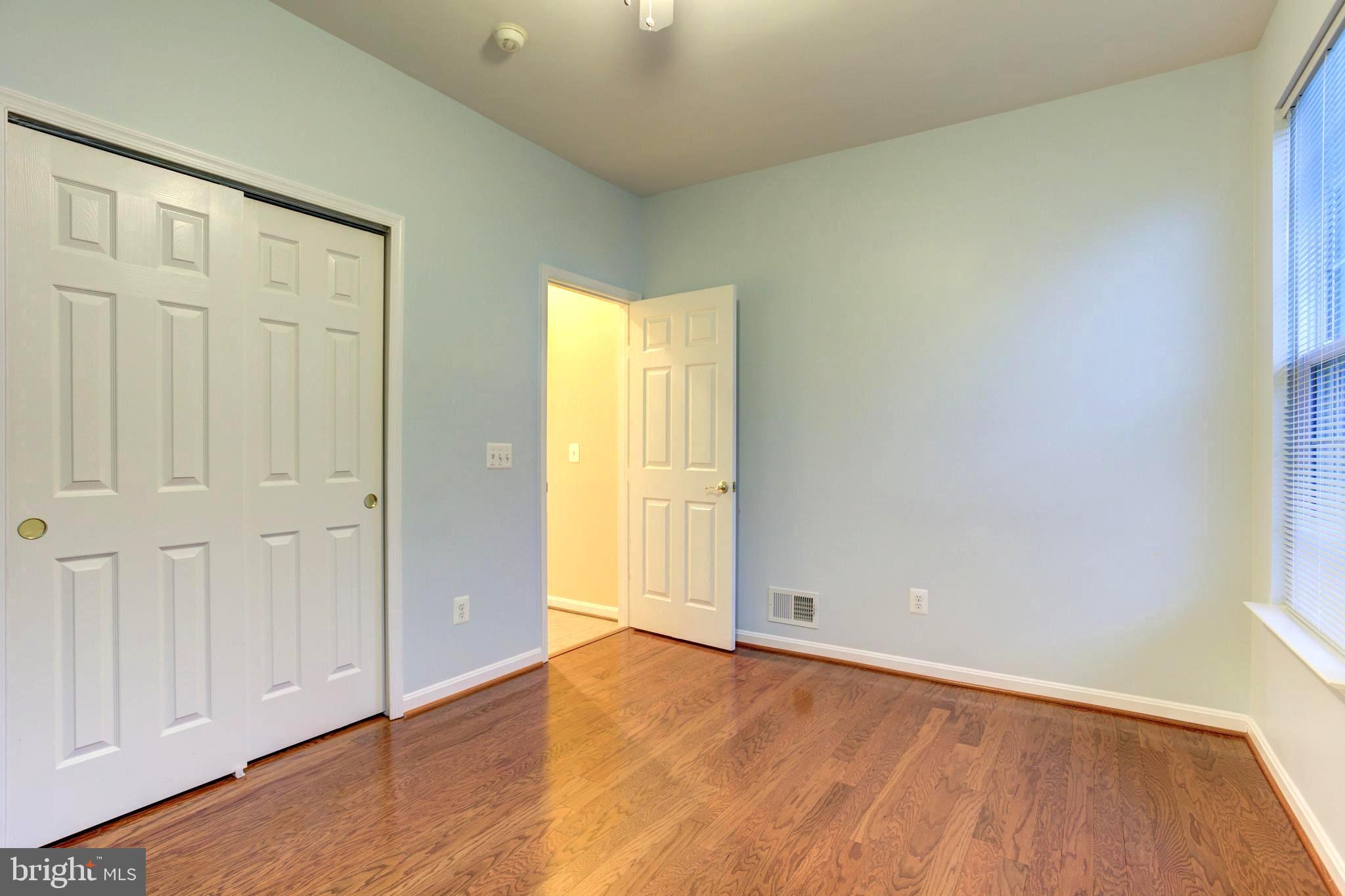 FOUR SEASONS IN HISTORIC VIRGINIA - Residential