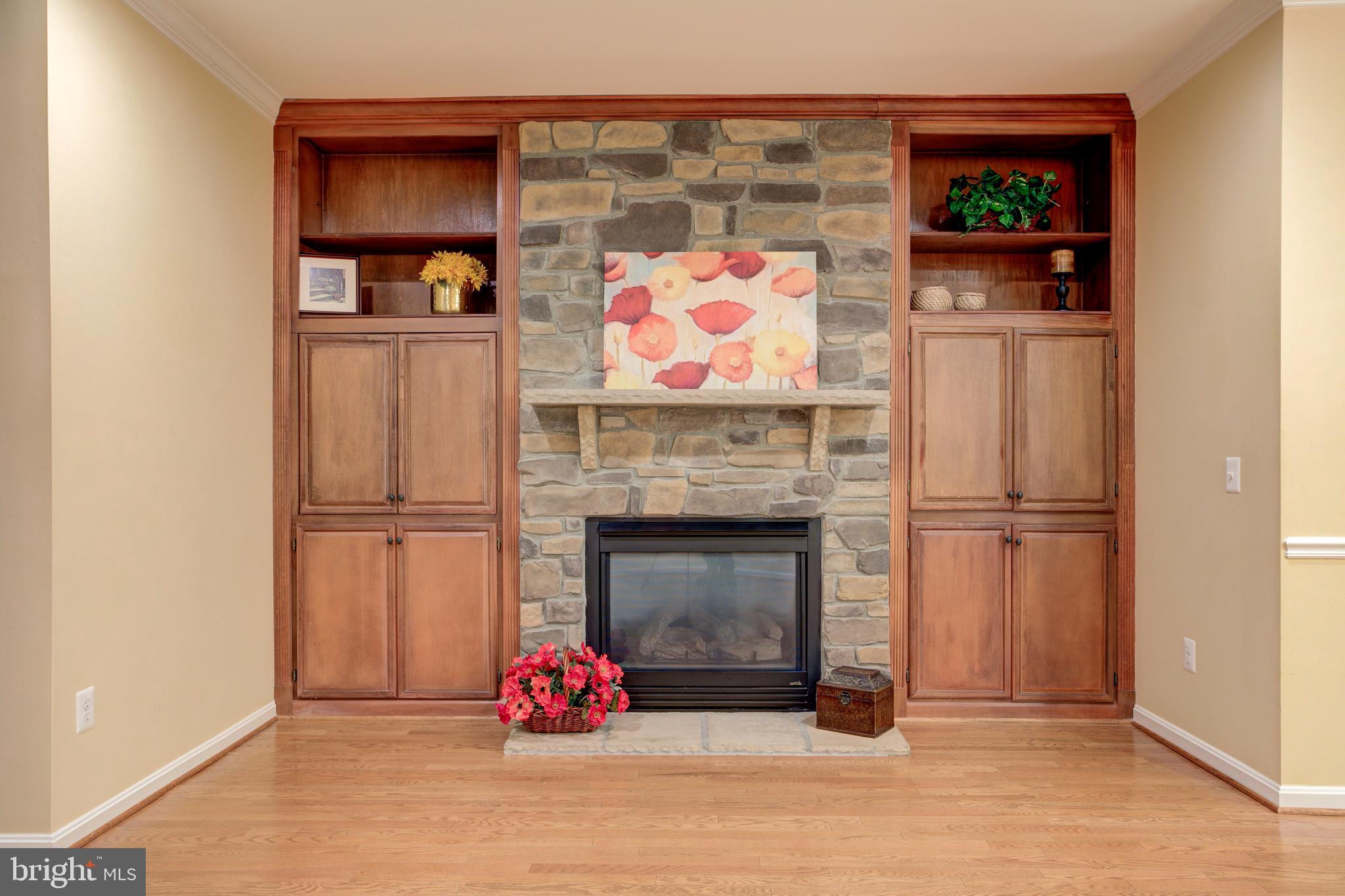 FOUR SEASONS IN HISTORIC VIRGINIA - Residential