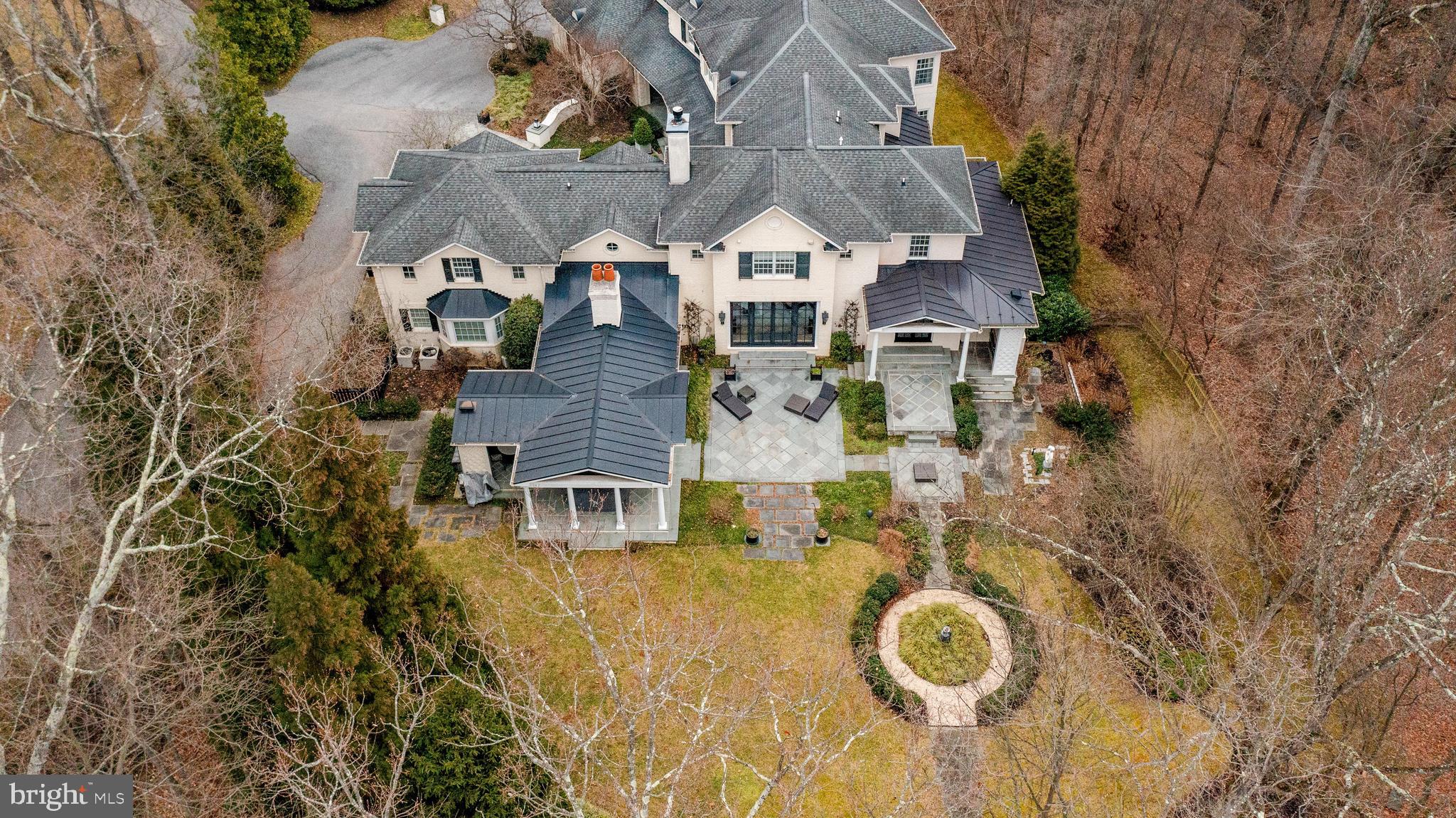 CAVES VALLEY - Residential