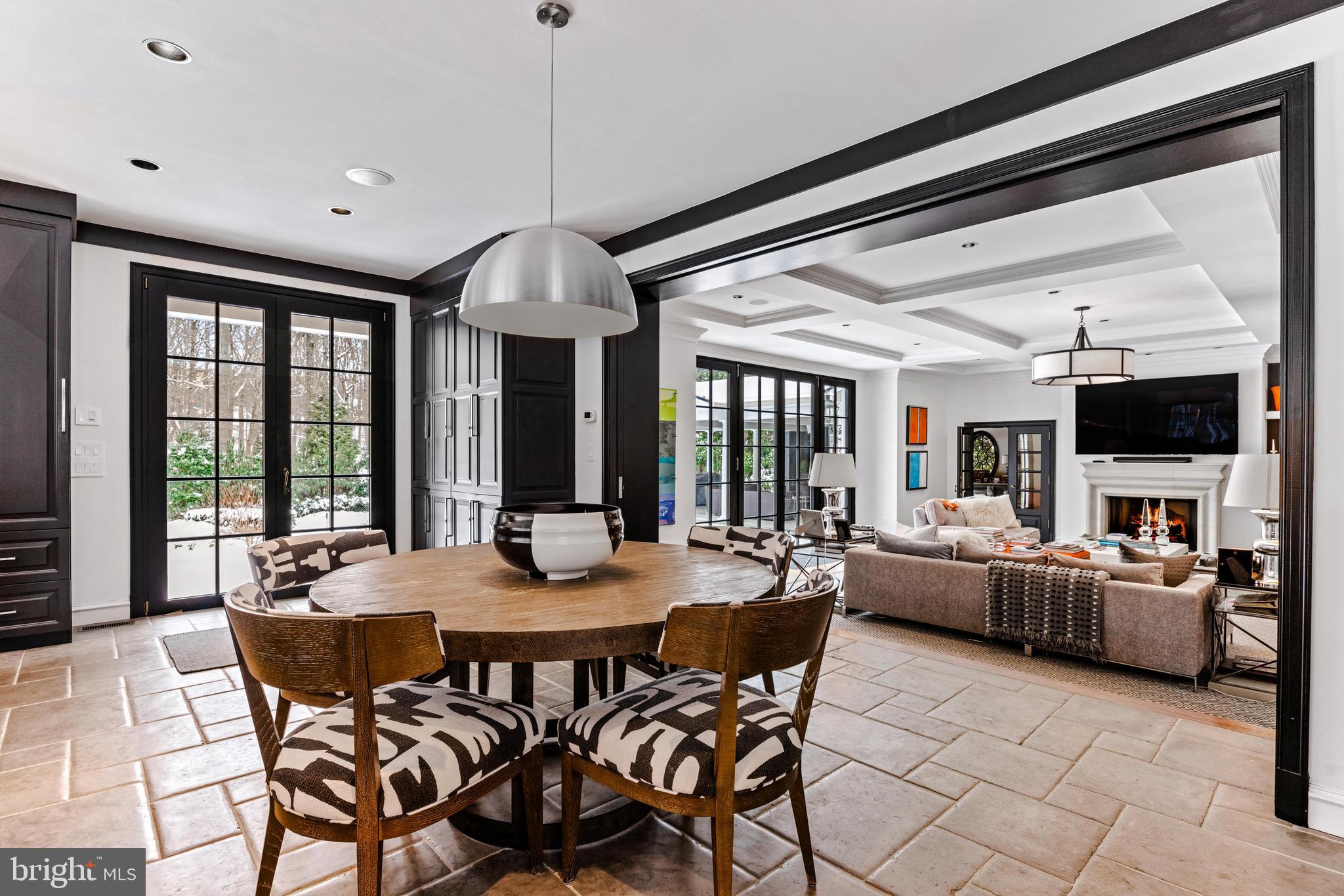 CAVES VALLEY - Residential