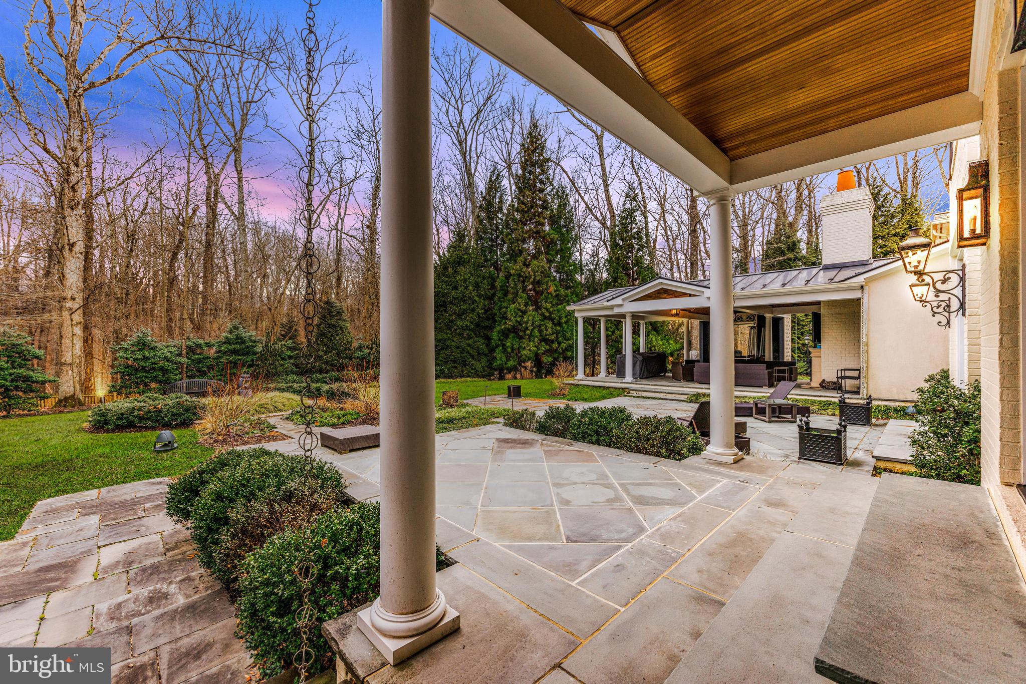 CAVES VALLEY - Residential