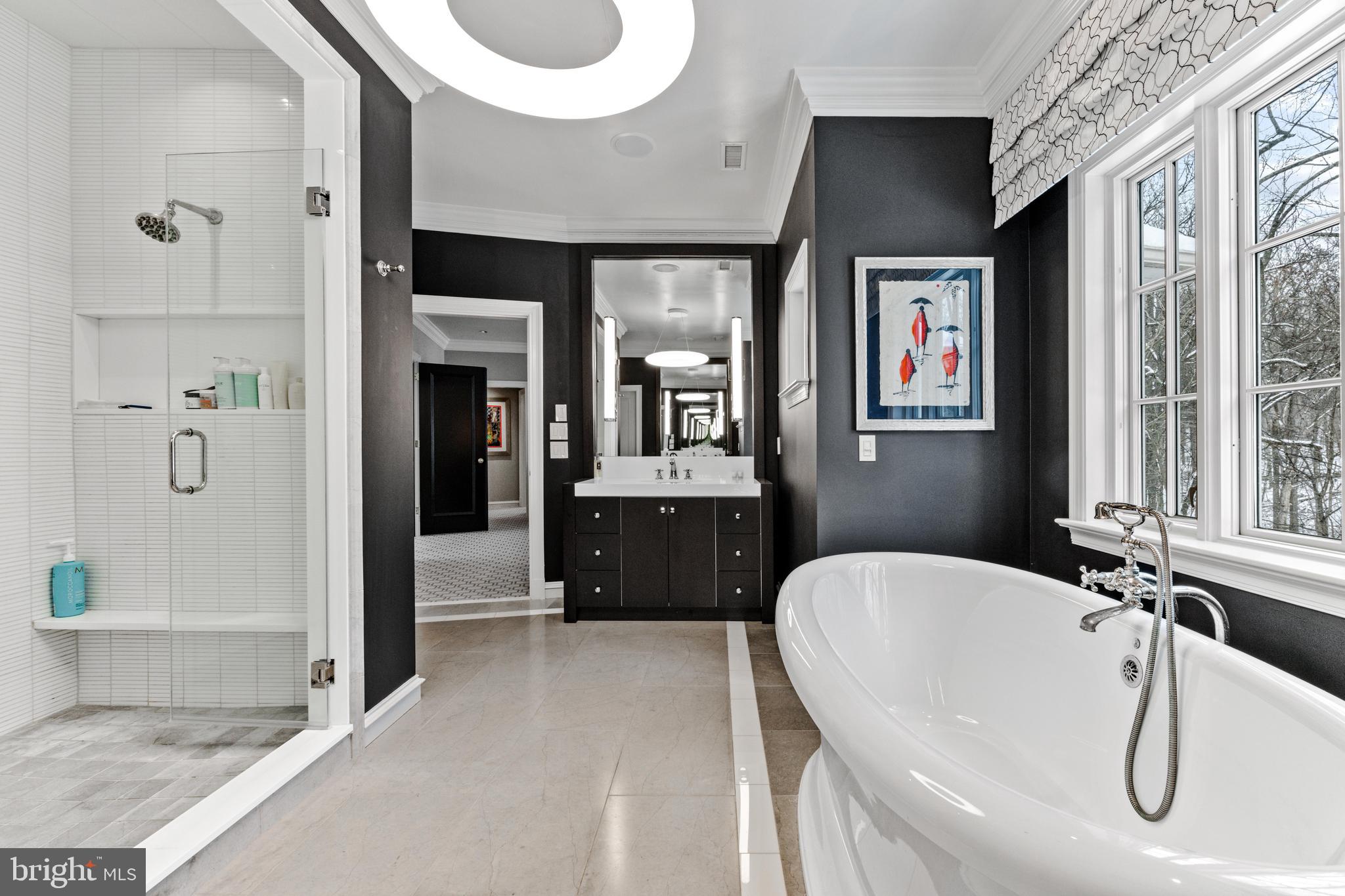 CAVES VALLEY - Residential