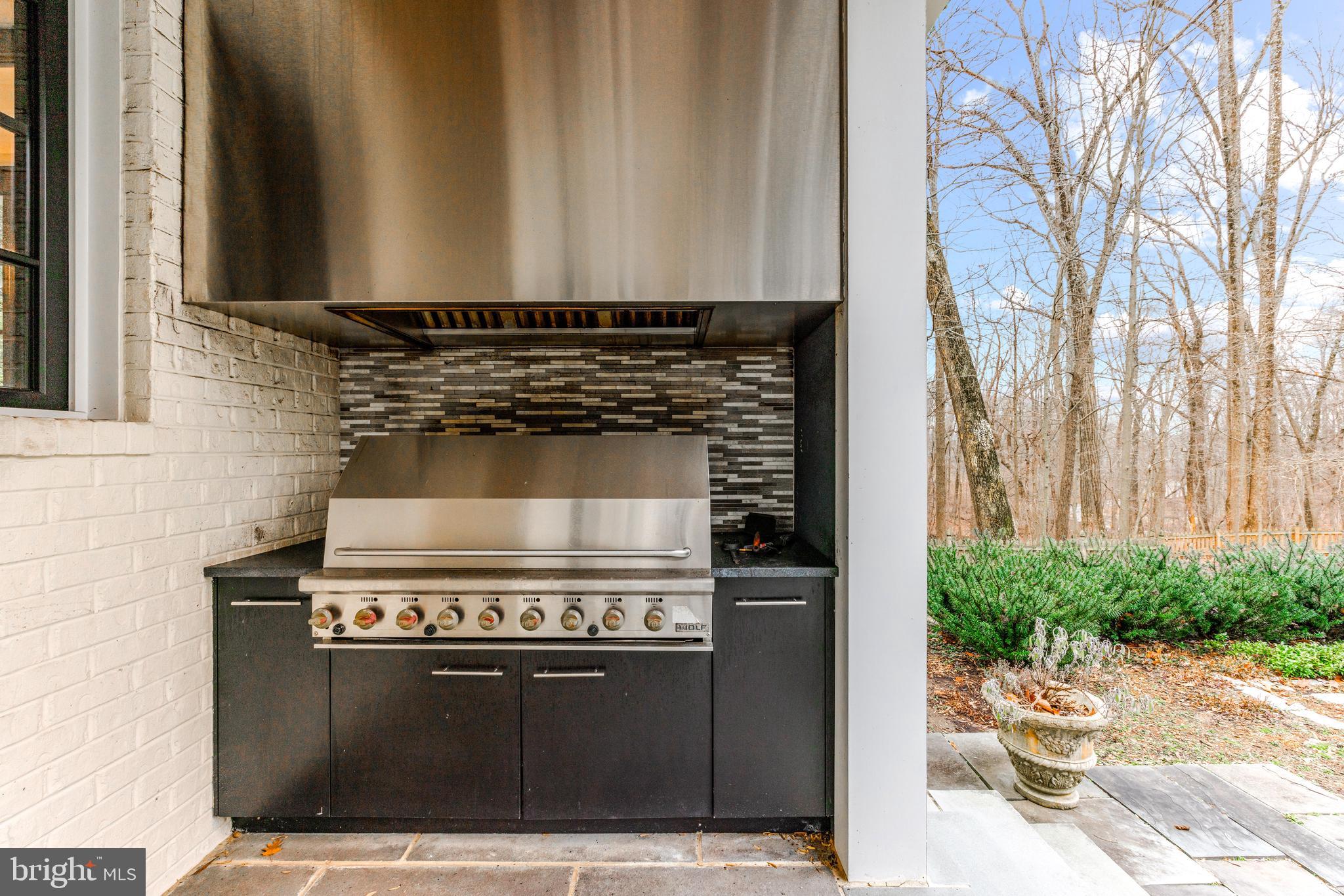 CAVES VALLEY - Residential