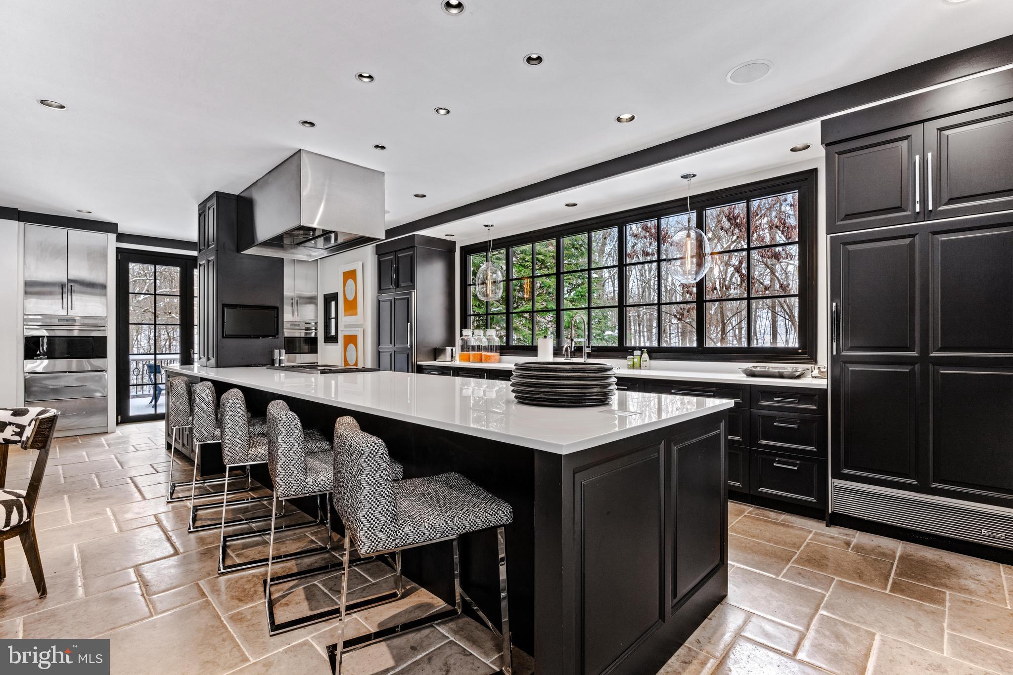 CAVES VALLEY - Residential